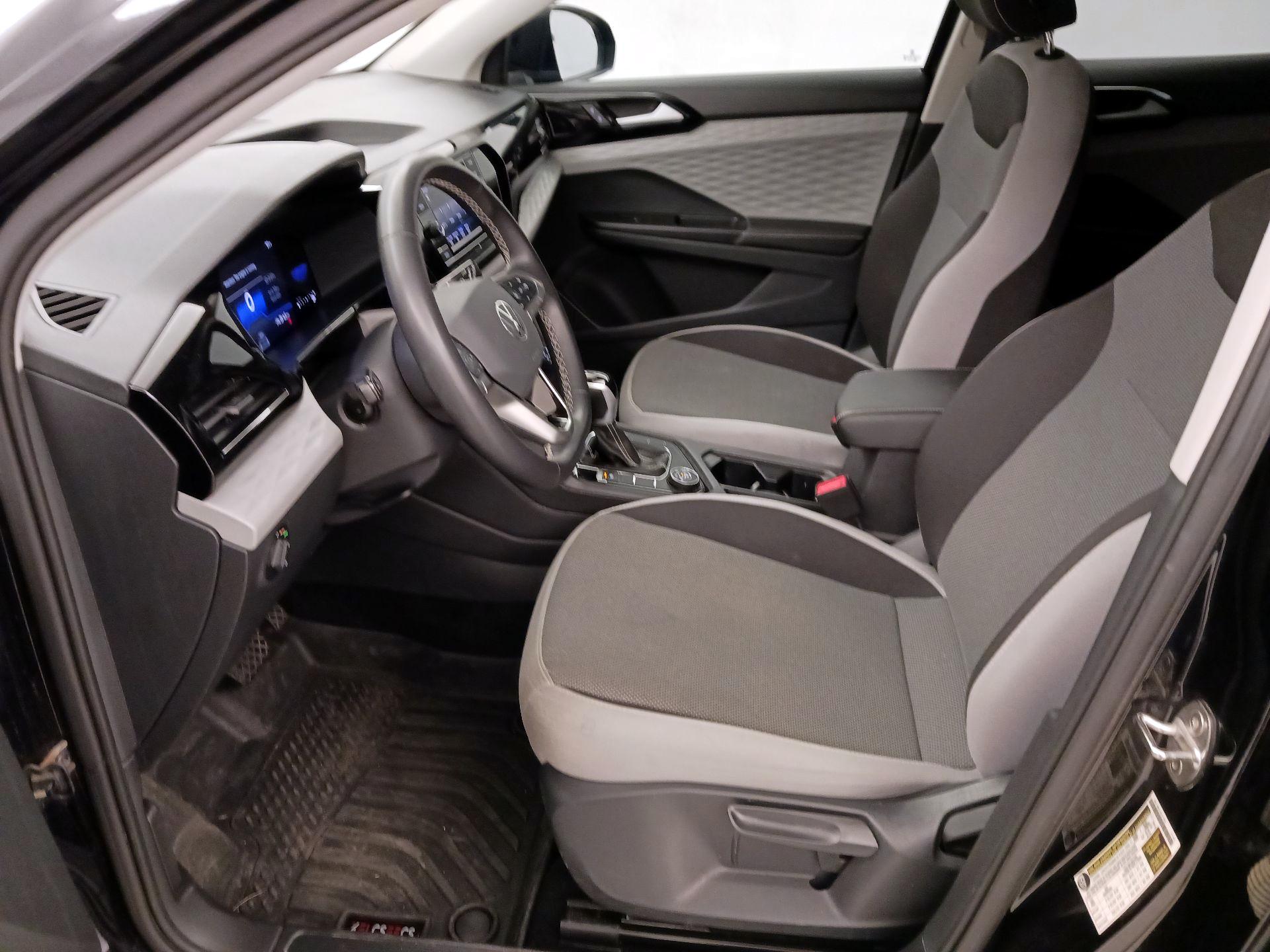 Thumbnail: 2024 Volkswagen Taos - 11