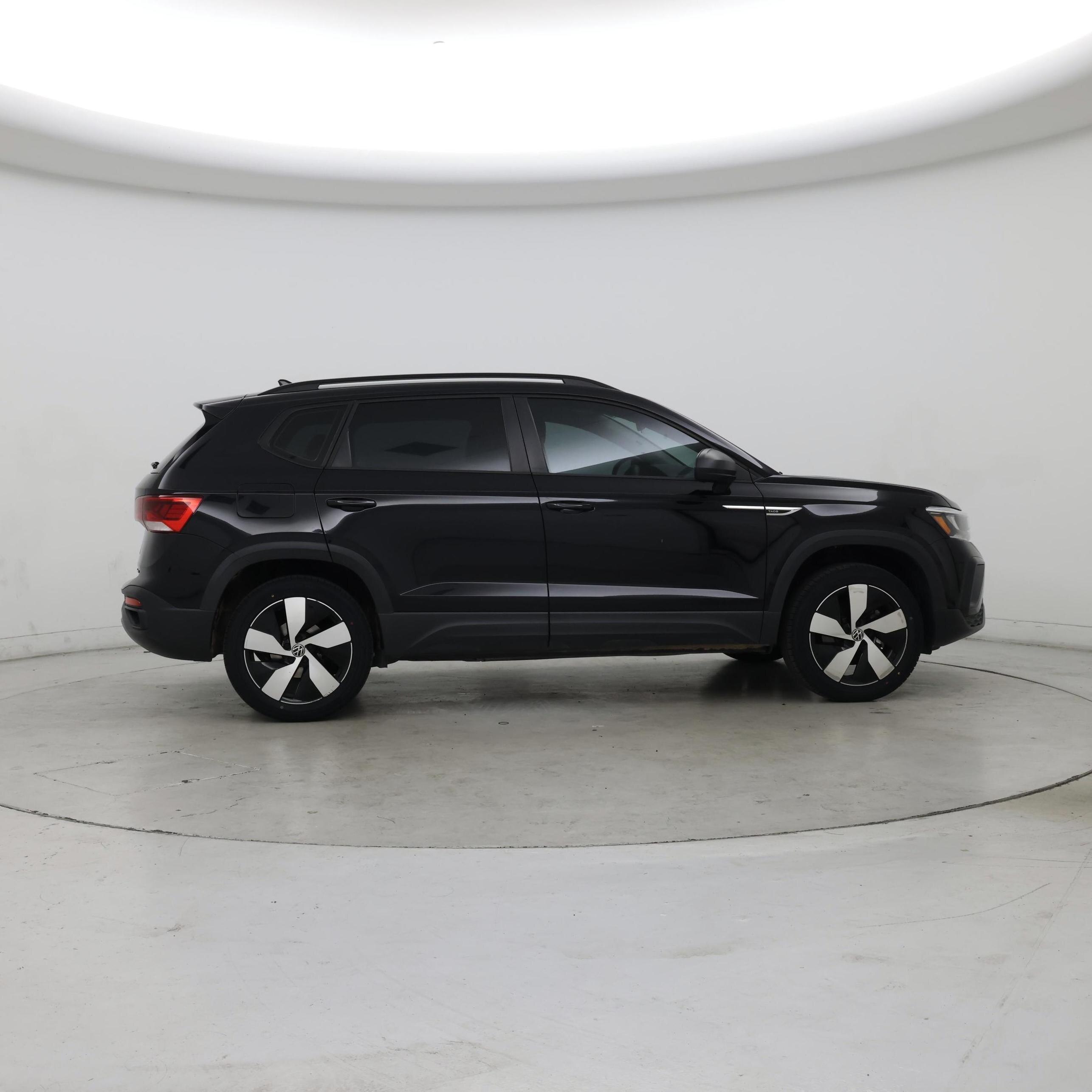 Thumbnail: 2024 Volkswagen Taos - 7