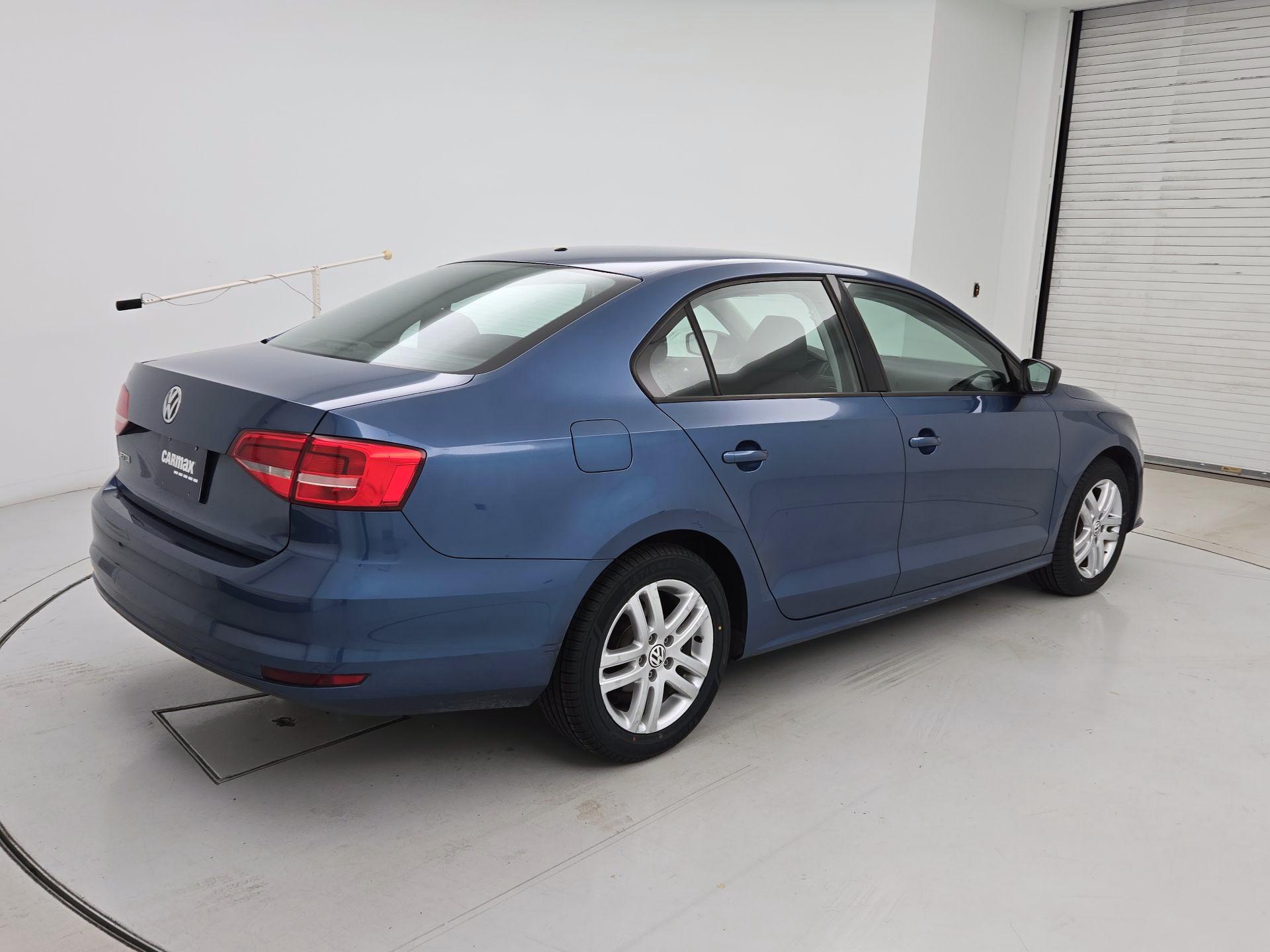 Thumbnail: 2015 Volkswagen Jetta - 5