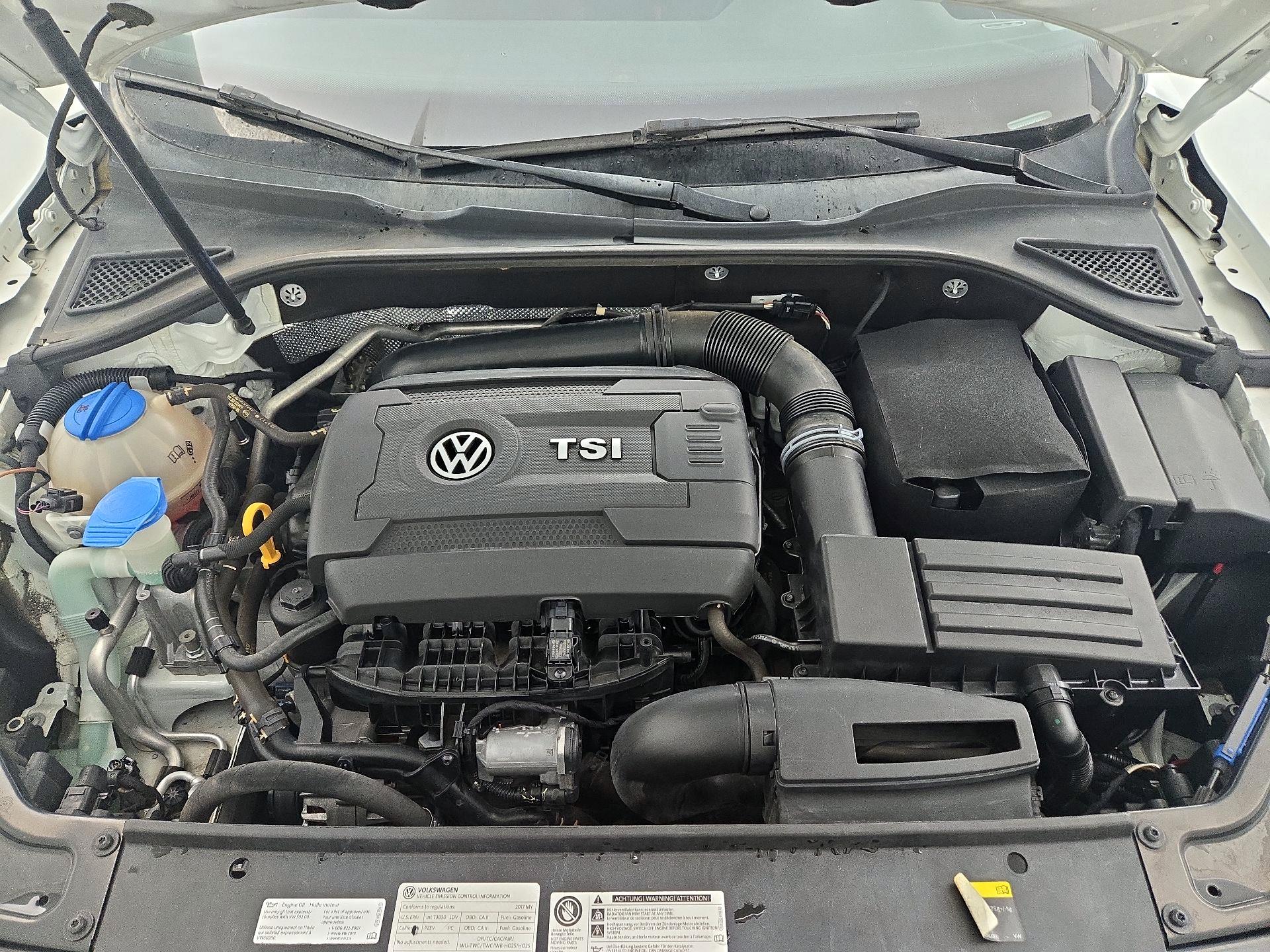 Thumbnail: 2017 Volkswagen Passat - 19