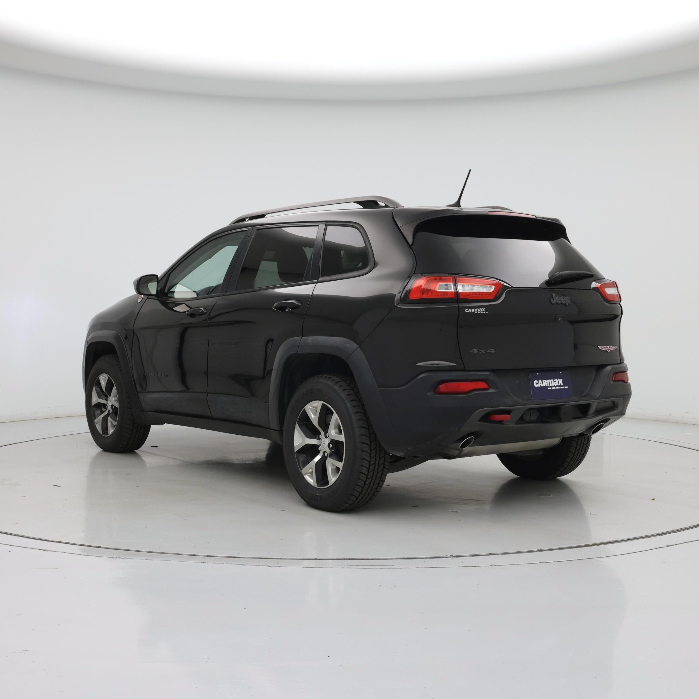 Thumbnail: 2015 Jeep Cherokee - 2