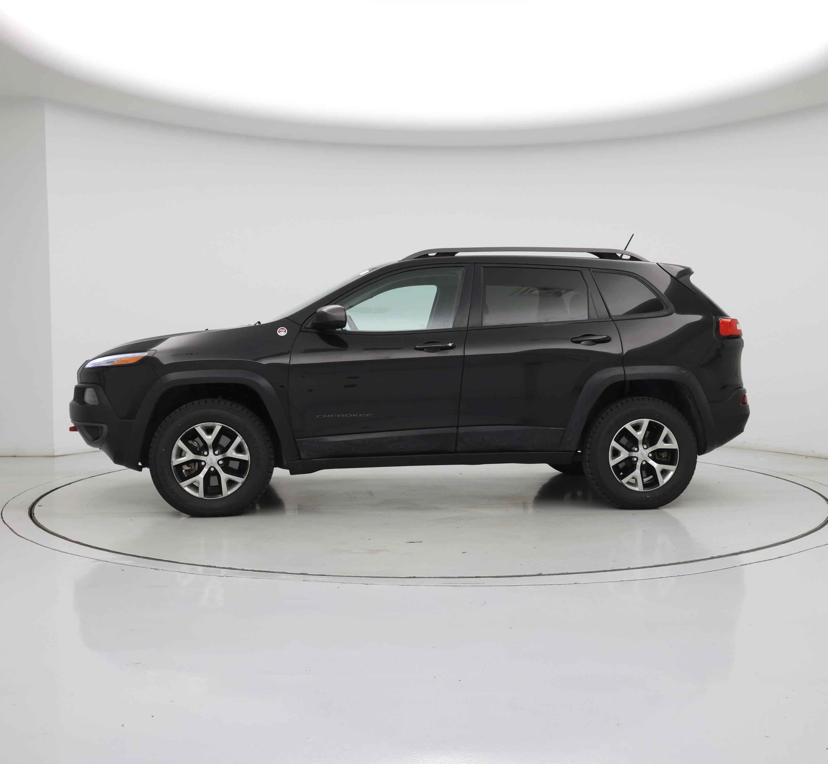 Thumbnail: 2015 Jeep Cherokee - 3