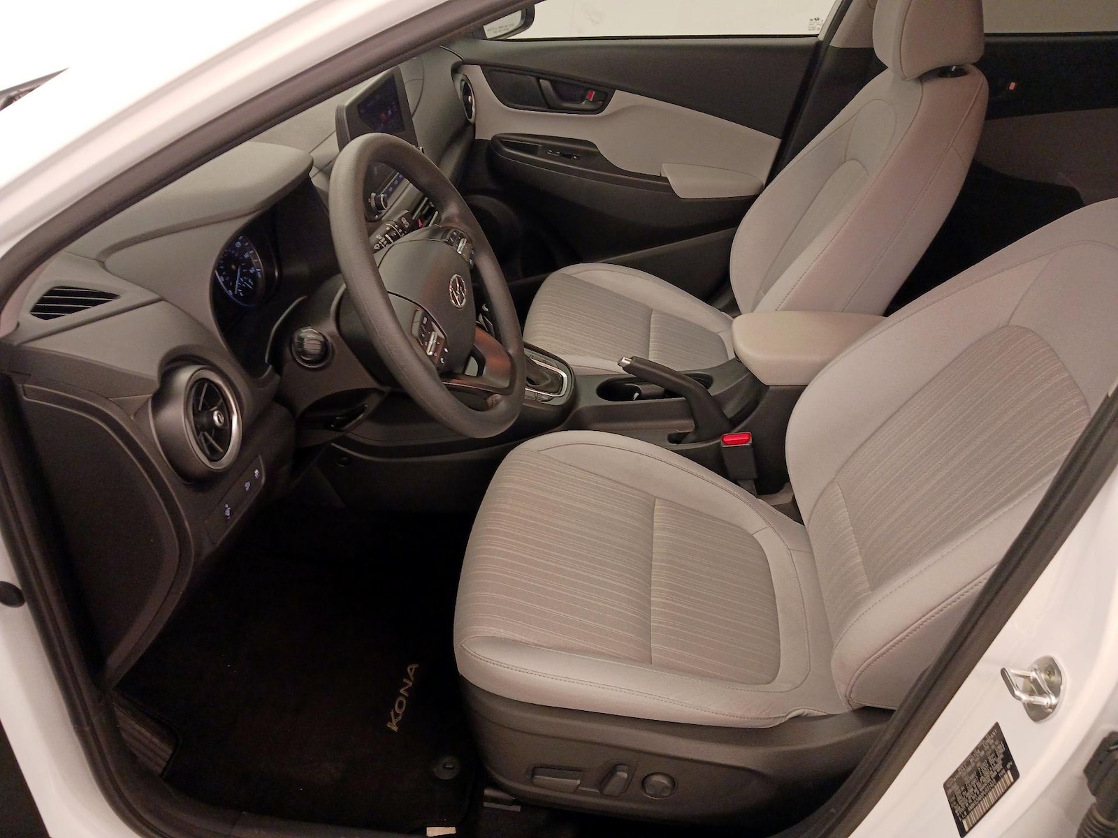 2023 Hyundai Kona SEL - Photo 12