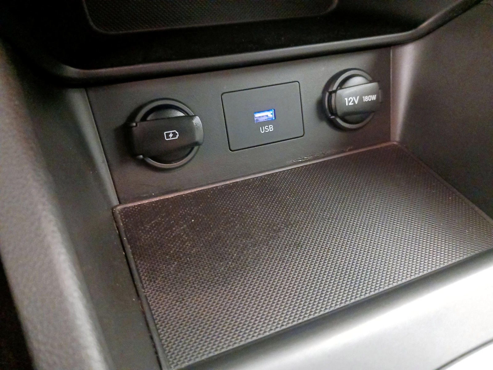 2023 Hyundai Kona SEL - Photo 19