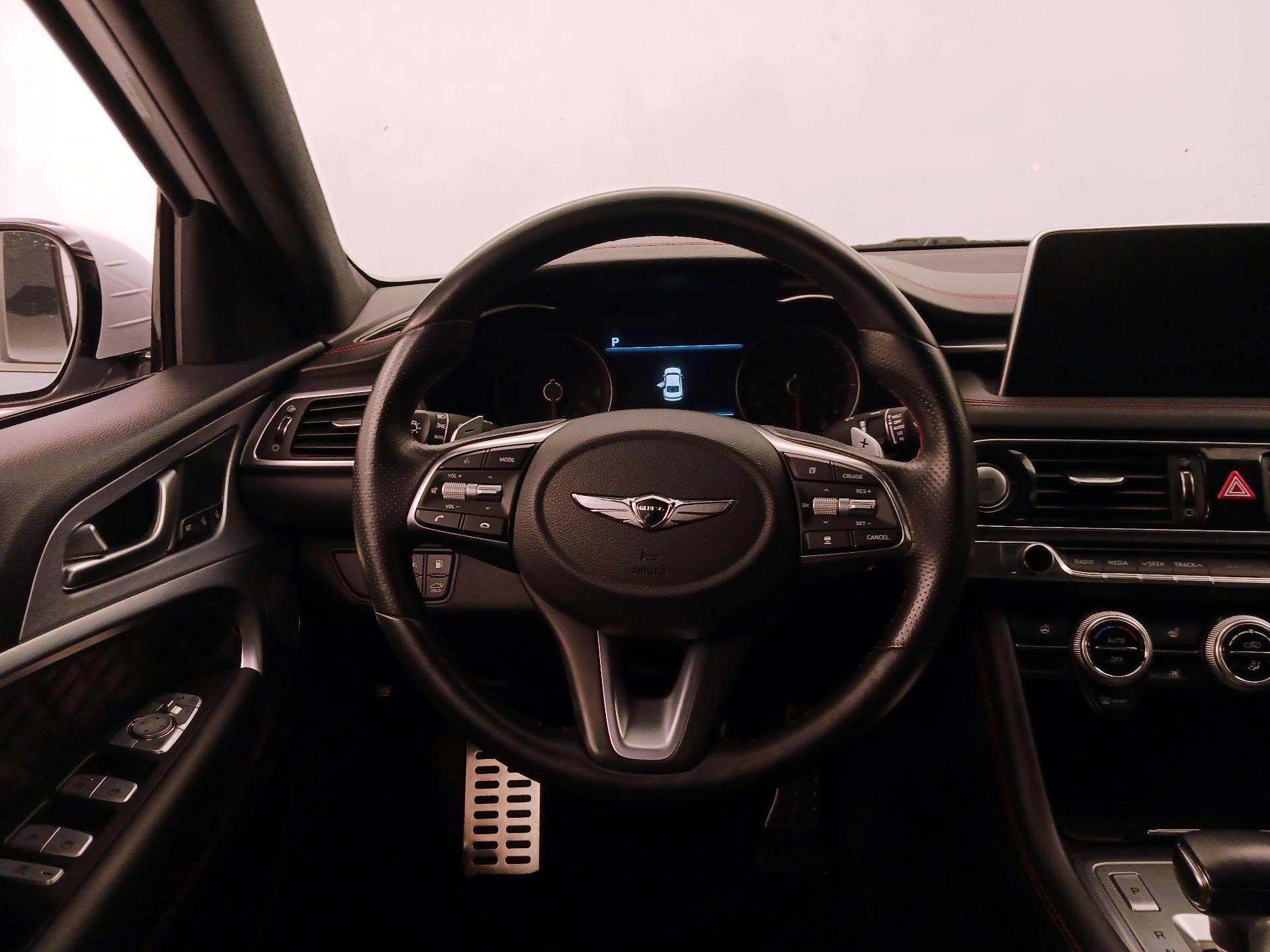 Thumbnail: 2020 Genesis G70 - 10