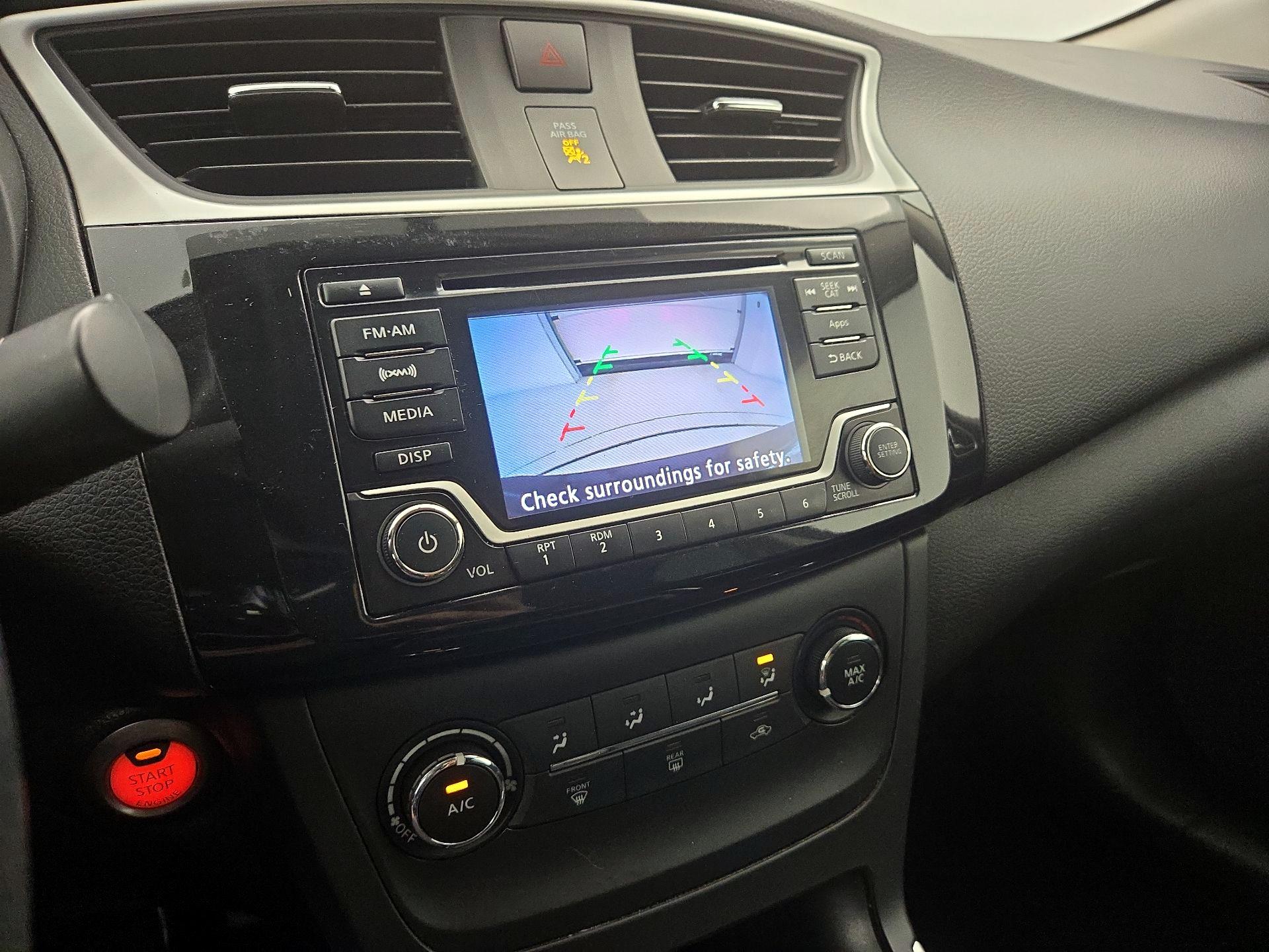 Thumbnail: 2016 Nissan Sentra - 14