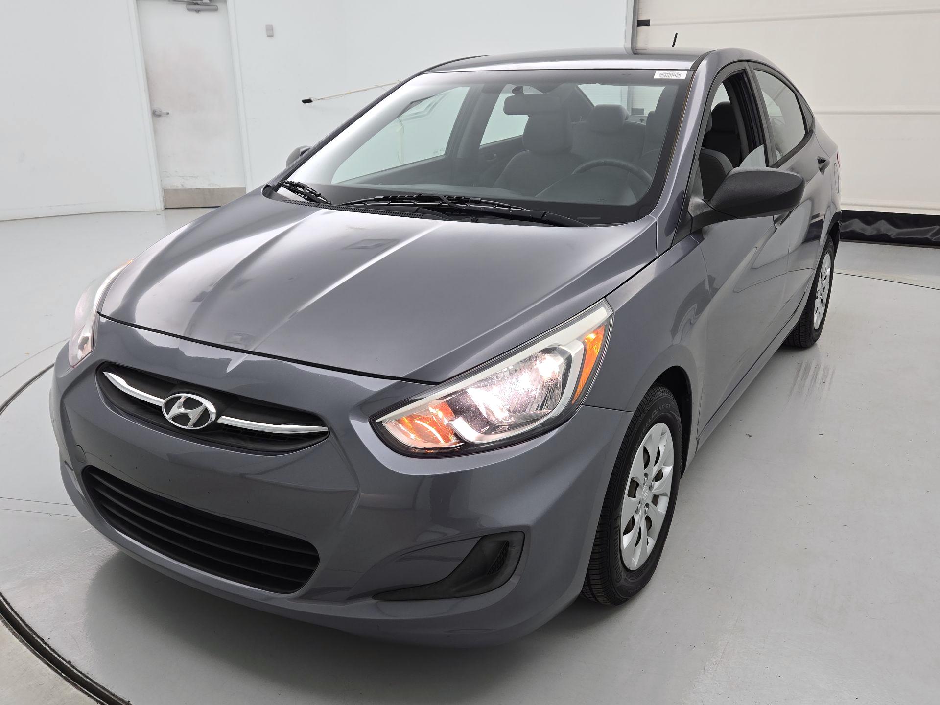 Thumbnail: 2017 Hyundai Accent - 3