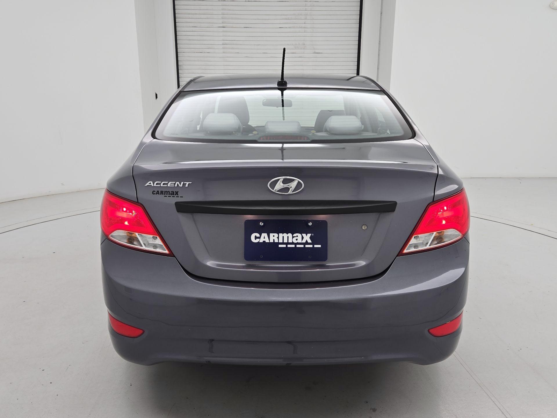 Thumbnail: 2017 Hyundai Accent - 6