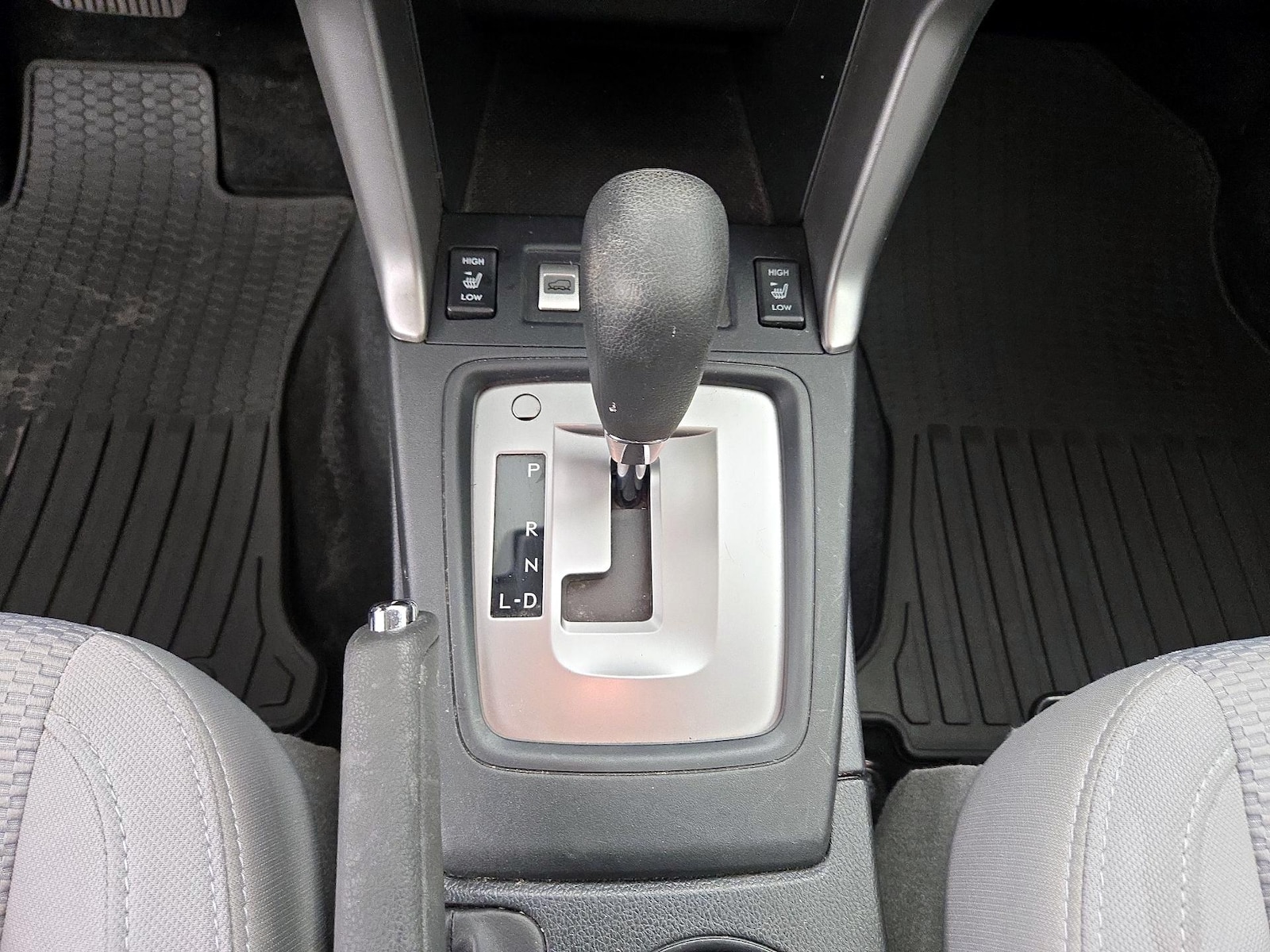 2017 Subaru Forester Premium - Photo 18