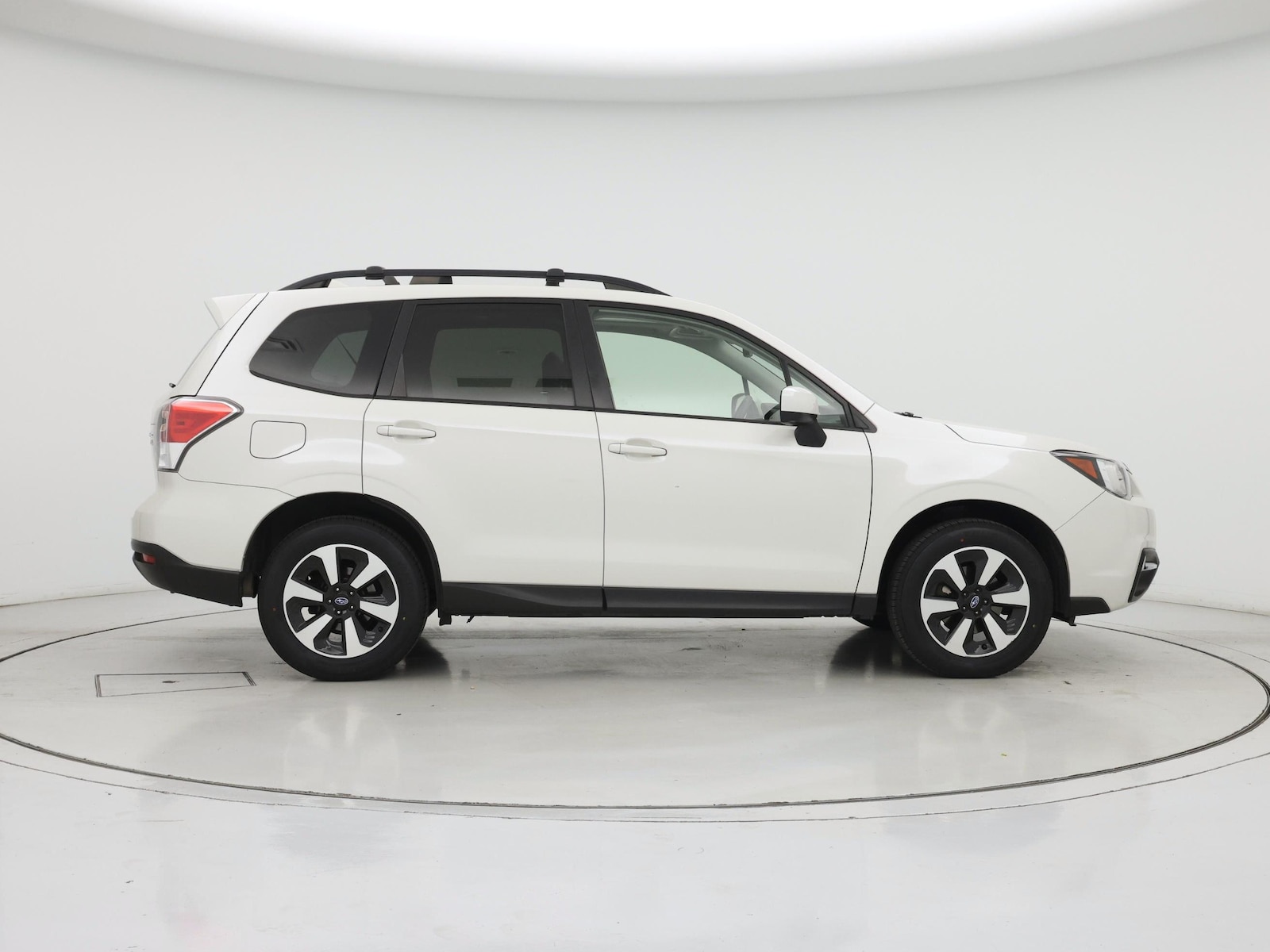 2017 Subaru Forester Premium - Photo 8