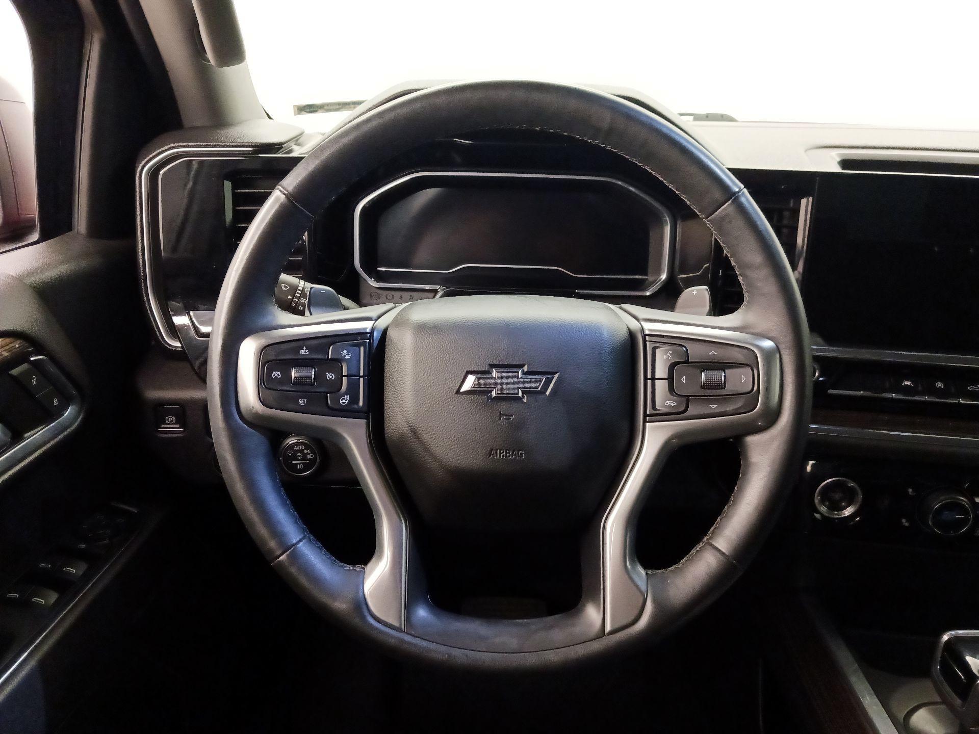 Thumbnail: 2023 Chevrolet Silverado 1500 - 10