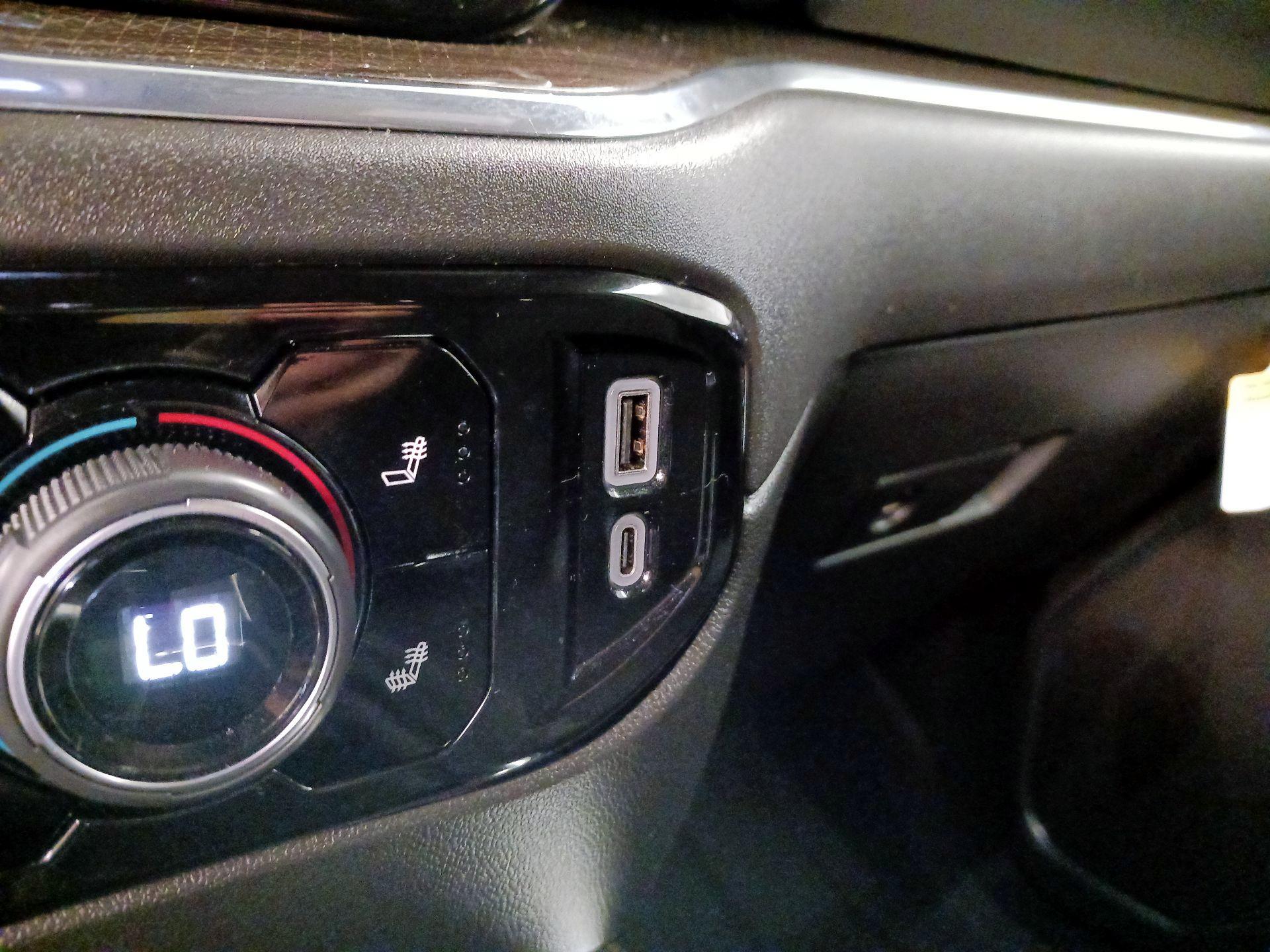 Thumbnail: 2023 Chevrolet Silverado 1500 - 19