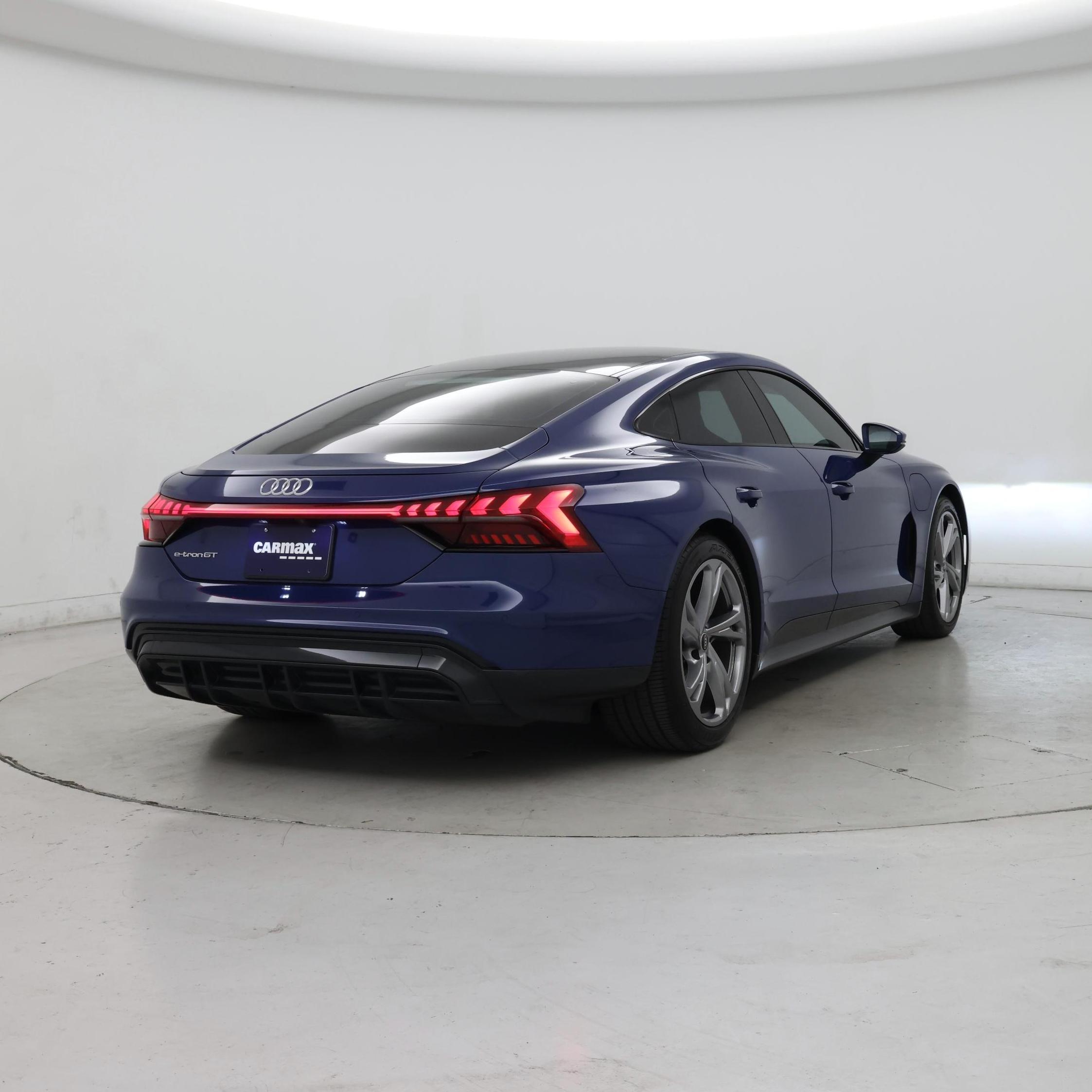 Thumbnail: 2022 Audi e-tron GT - 8