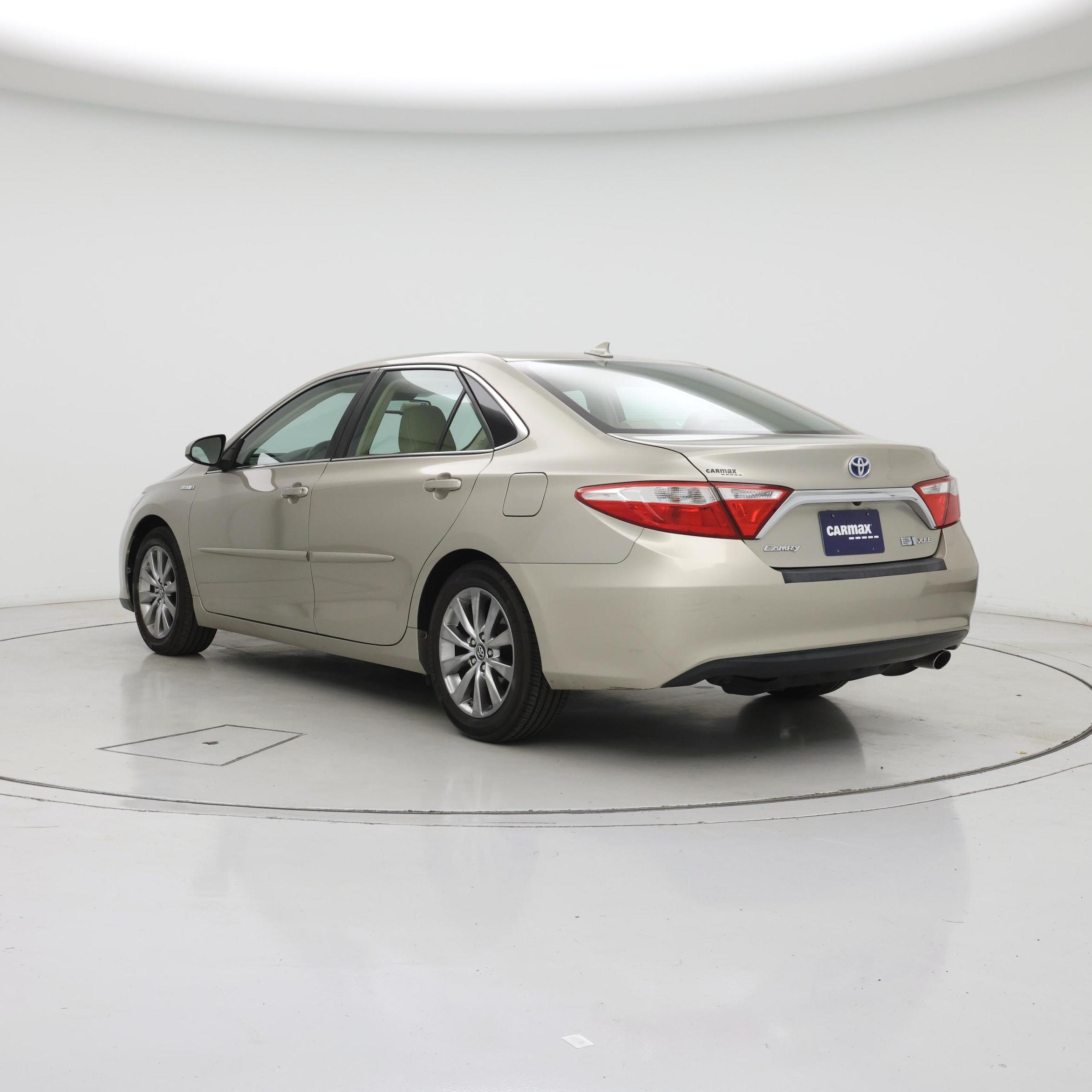 Thumbnail: 2017 Toyota Camry - 2