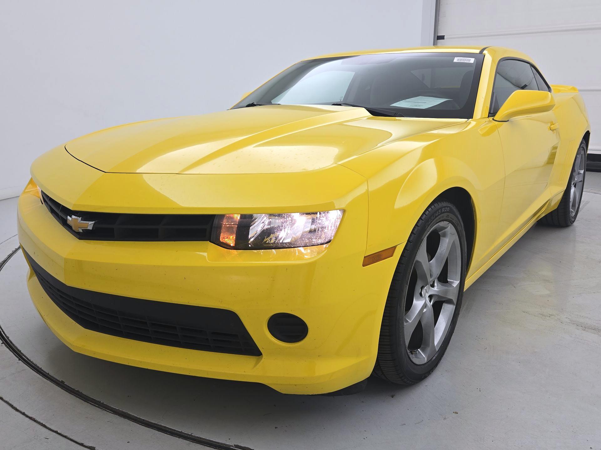Thumbnail: 2015 Chevrolet Camaro - 3