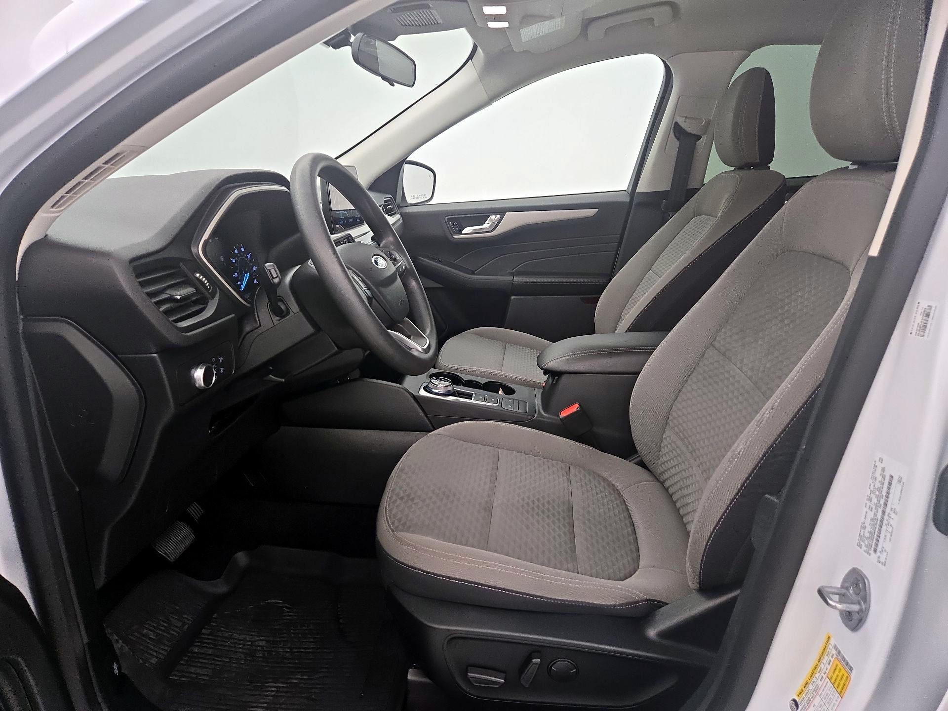 Thumbnail: 2021 Ford Escape - 11