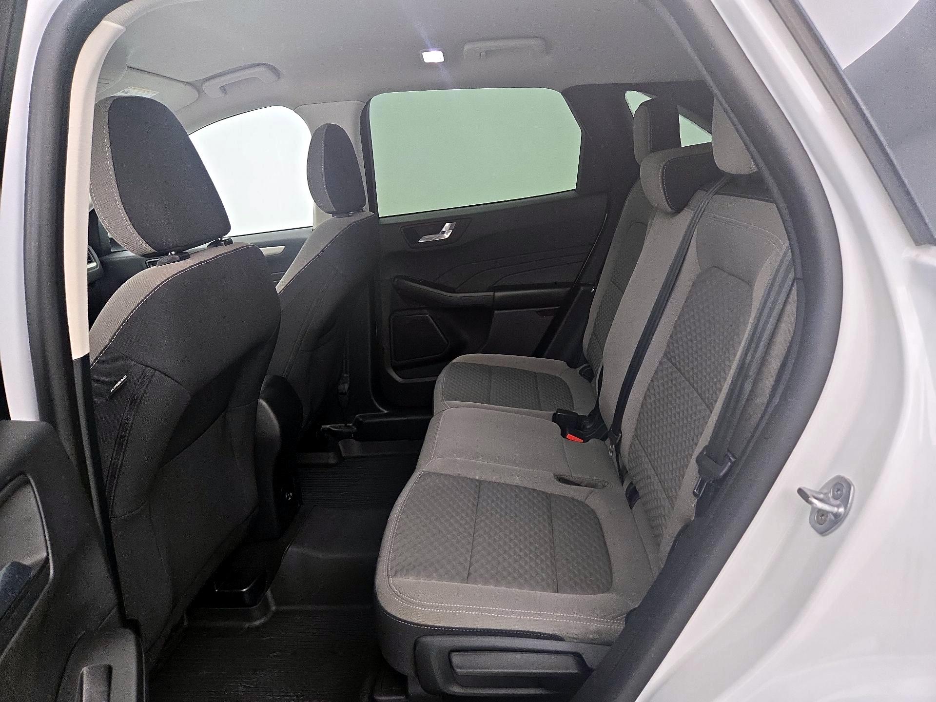Thumbnail: 2021 Ford Escape - 20