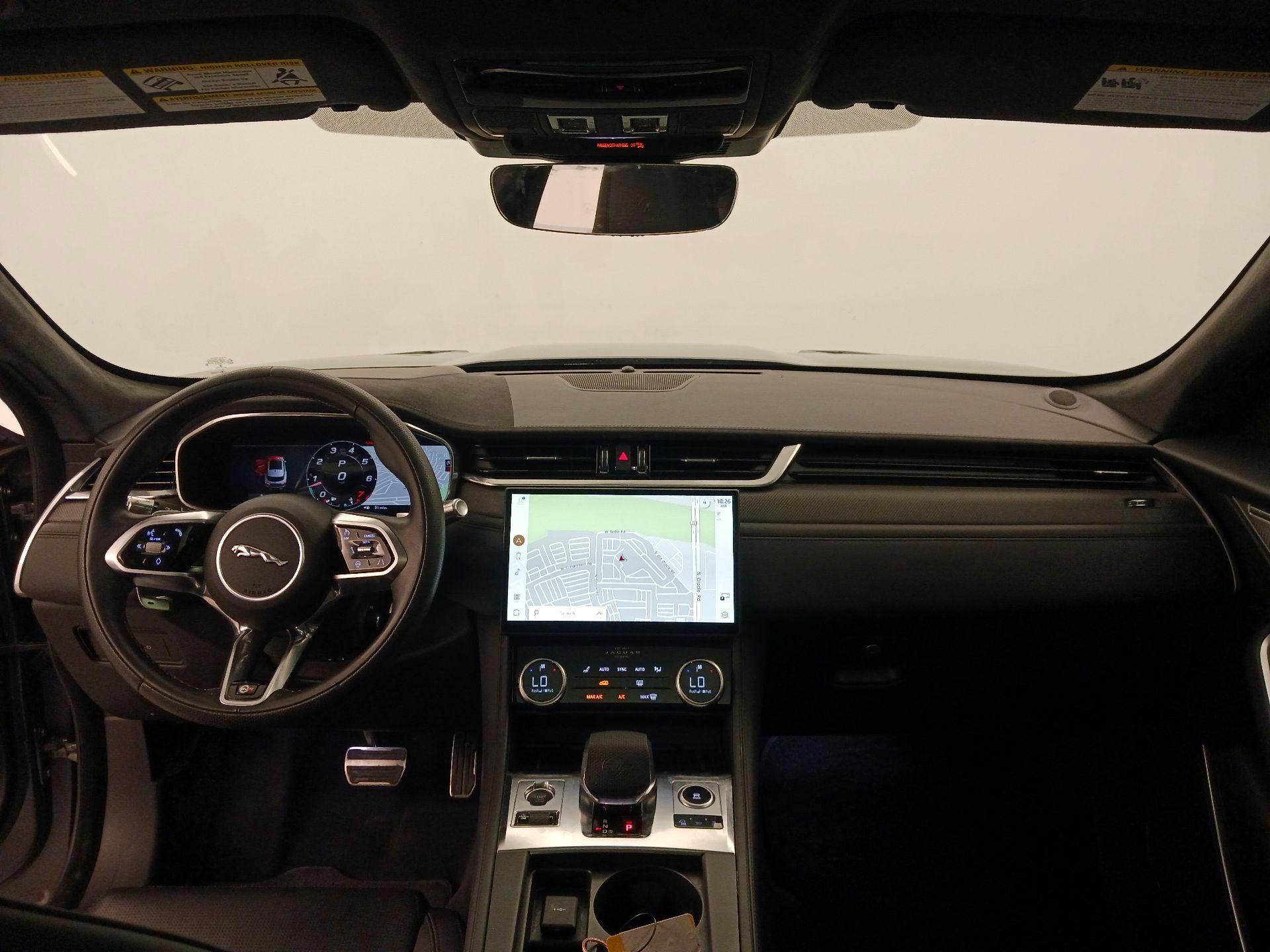 Thumbnail: 2022 Jaguar F-Pace - 9