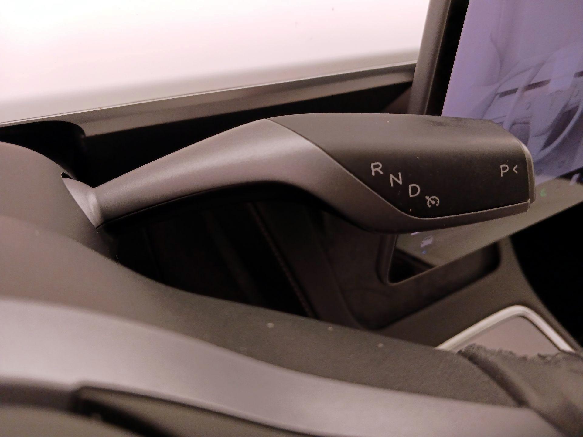 Thumbnail: 2023 Tesla Model 3 - 17