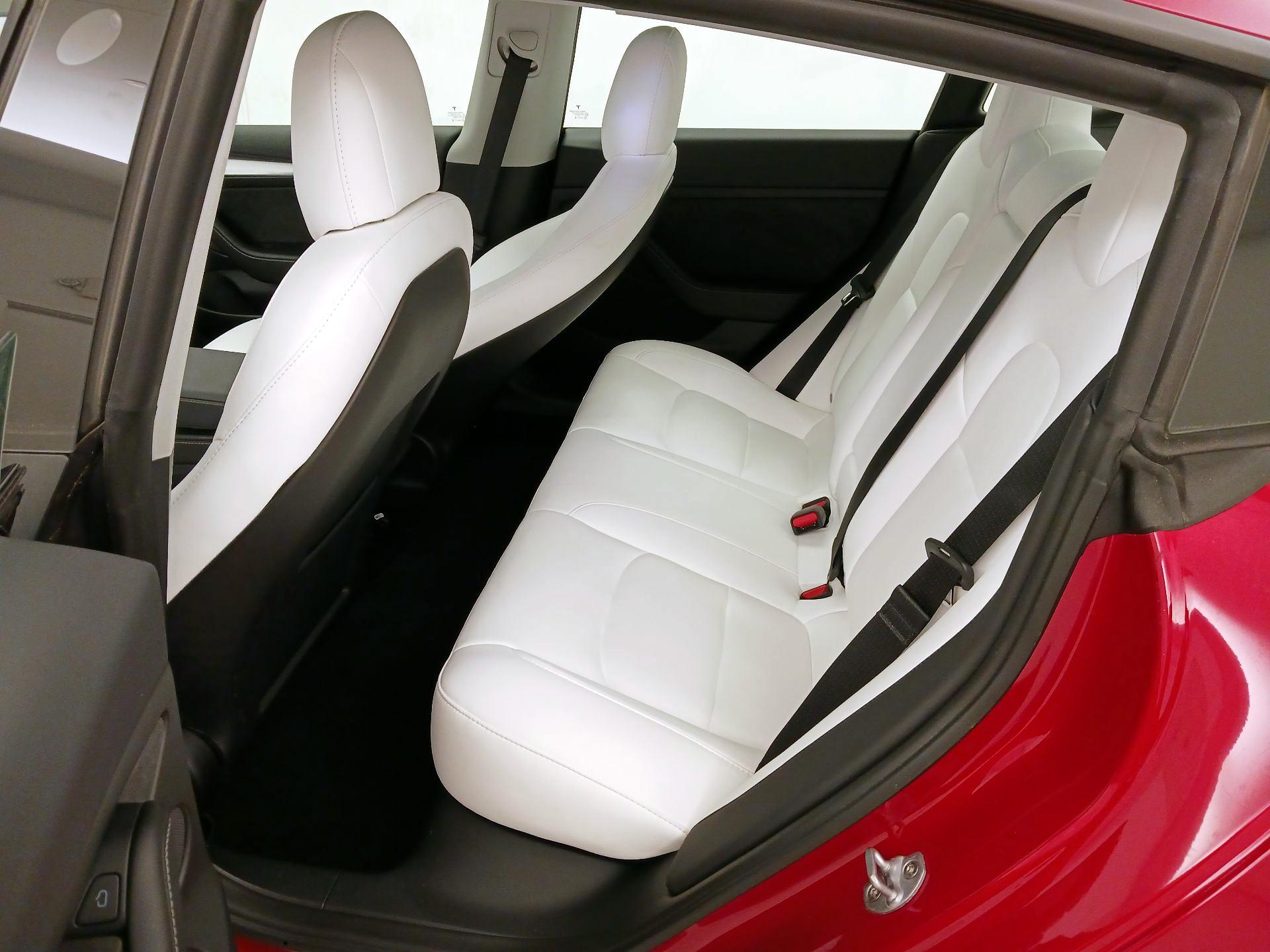 Thumbnail: 2023 Tesla Model 3 - 19