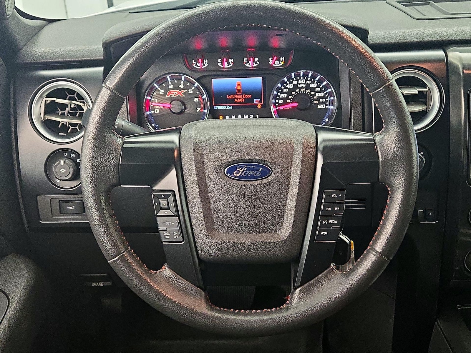 2014 Ford F-150 FX4 - Photo 11