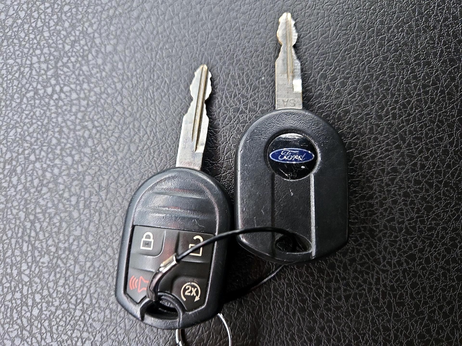 2014 Ford F-150 FX4 - Photo 24