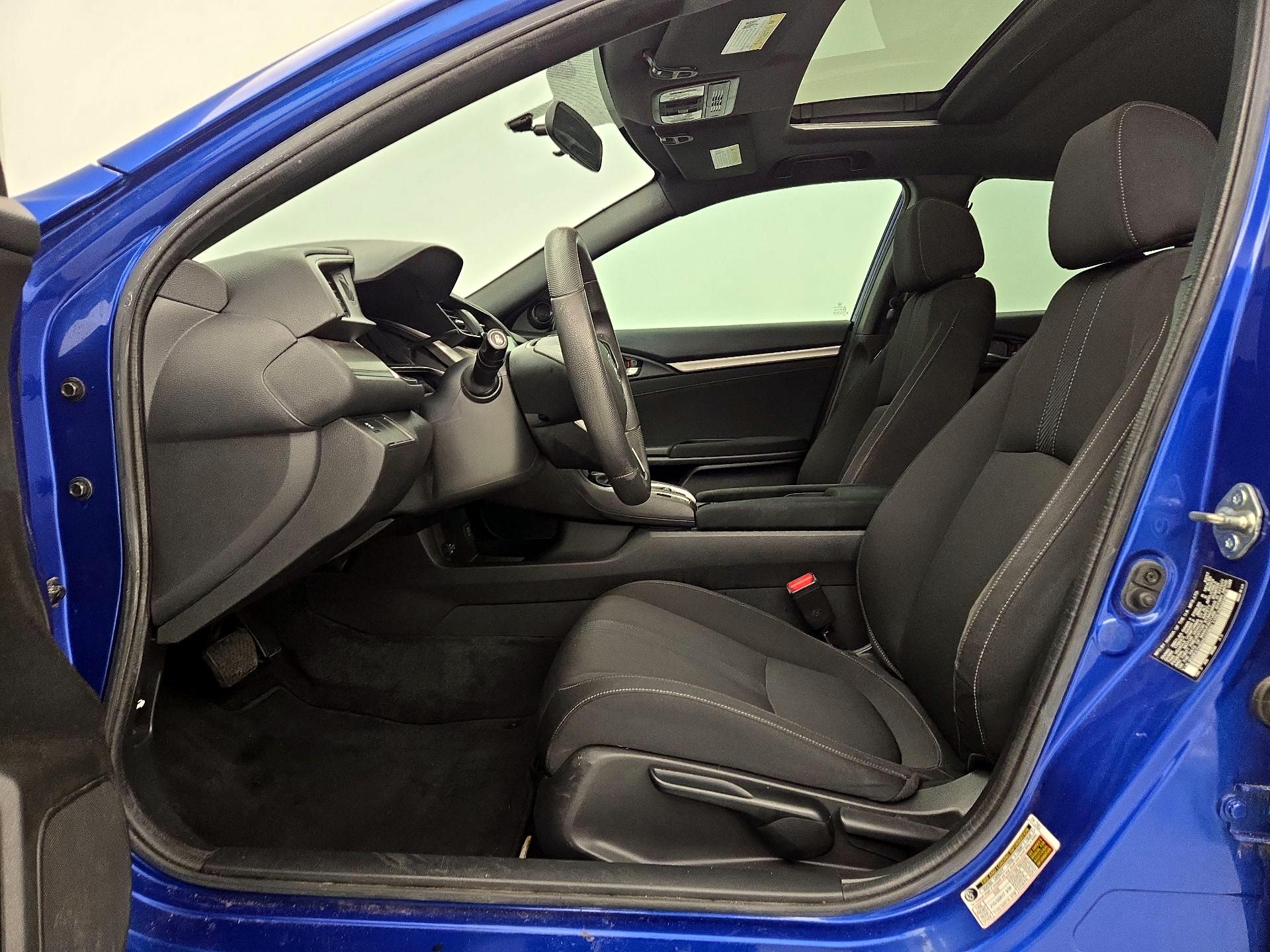 Thumbnail: 2017 Honda Civic - 9