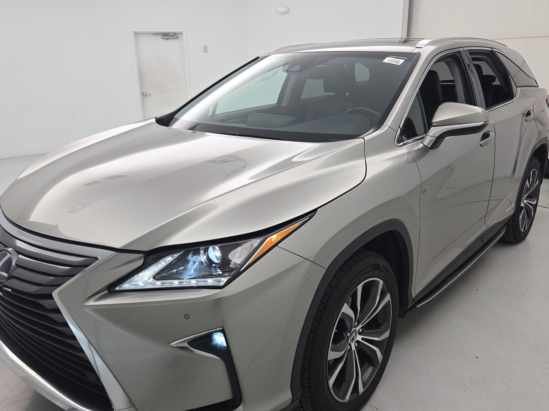 Thumbnail: 2018 Lexus RX - 3