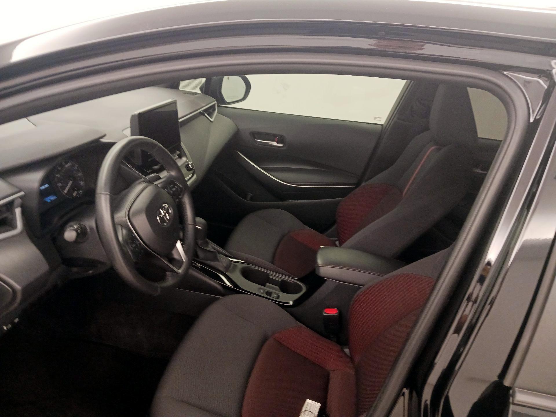 Thumbnail: 2024 Toyota Corolla - 11