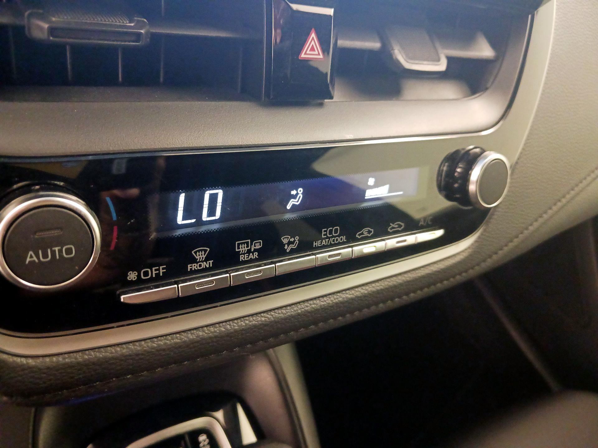 Thumbnail: 2024 Toyota Corolla - 16