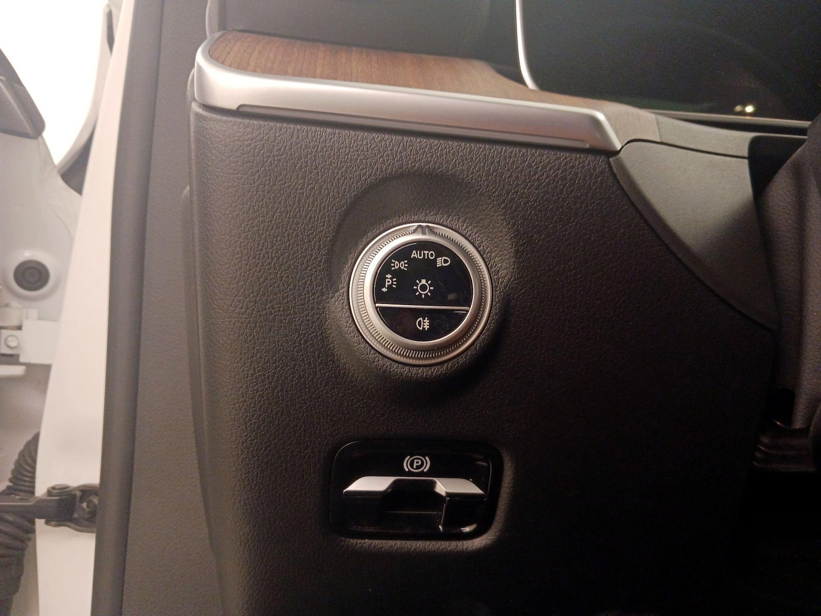 2023 Mercedes-Benz C-Class Sedan C 300 - Photo 14