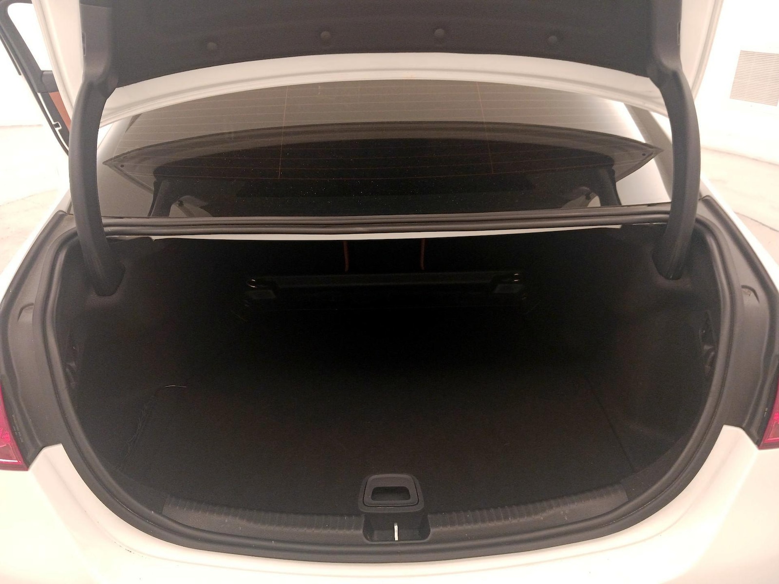 2023 Mercedes-Benz C-Class Sedan C 300 - Photo 23