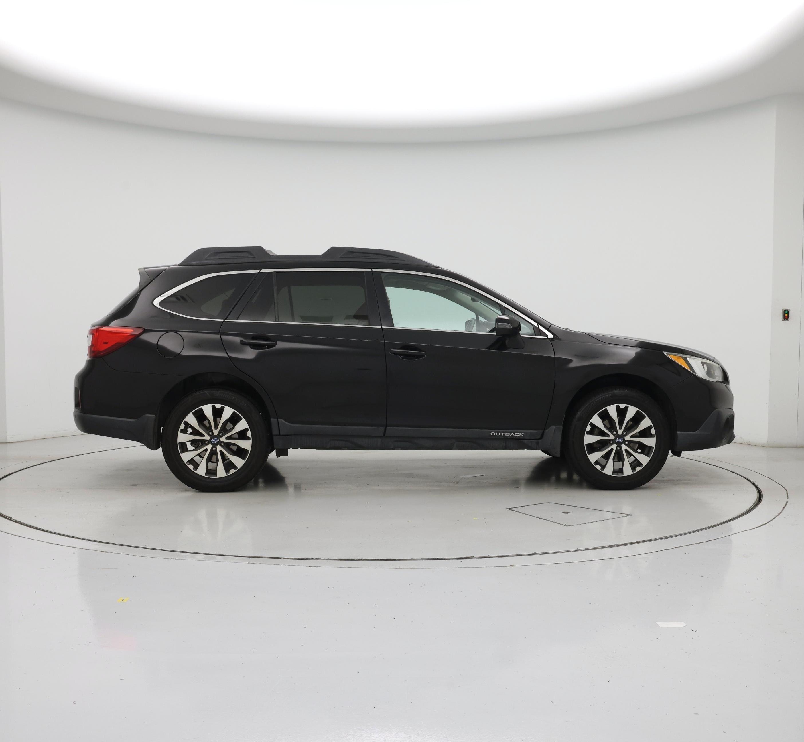 Thumbnail: 2017 Subaru Outback - 7