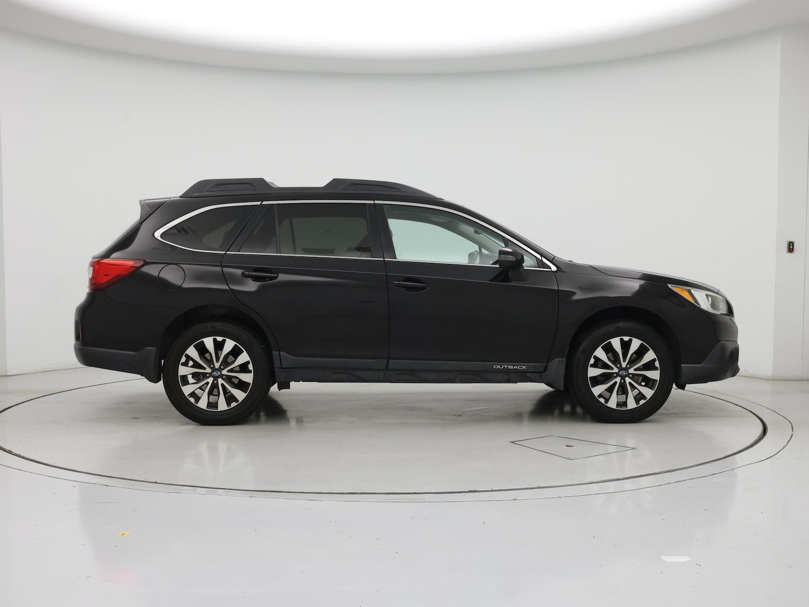 2017 Subaru Outback Limited - Photo 8