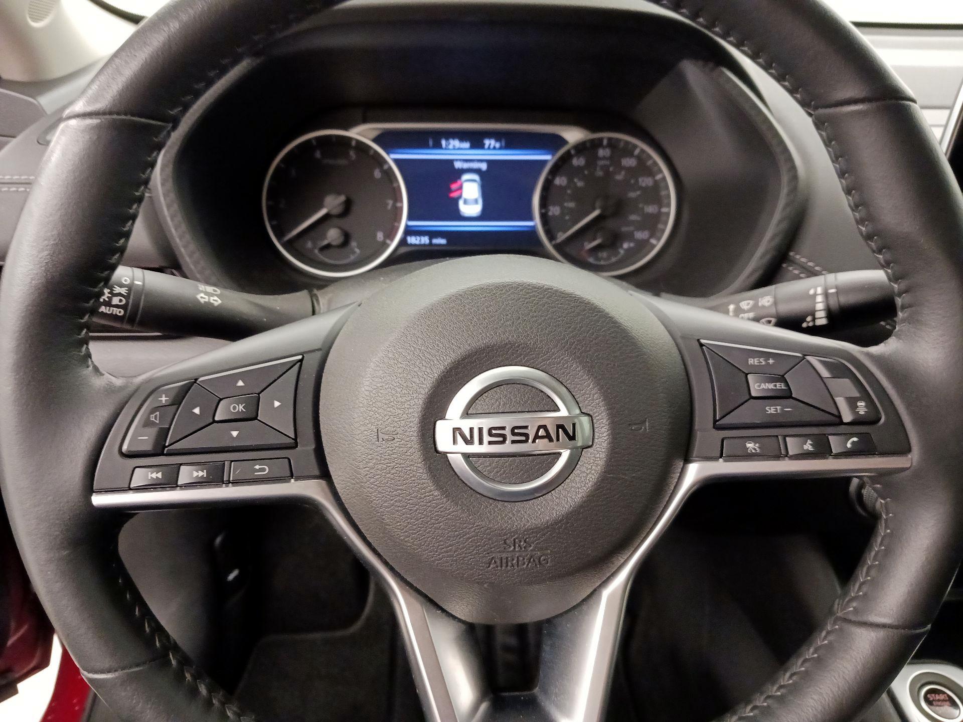 Thumbnail: 2023 Nissan Sentra - 10
