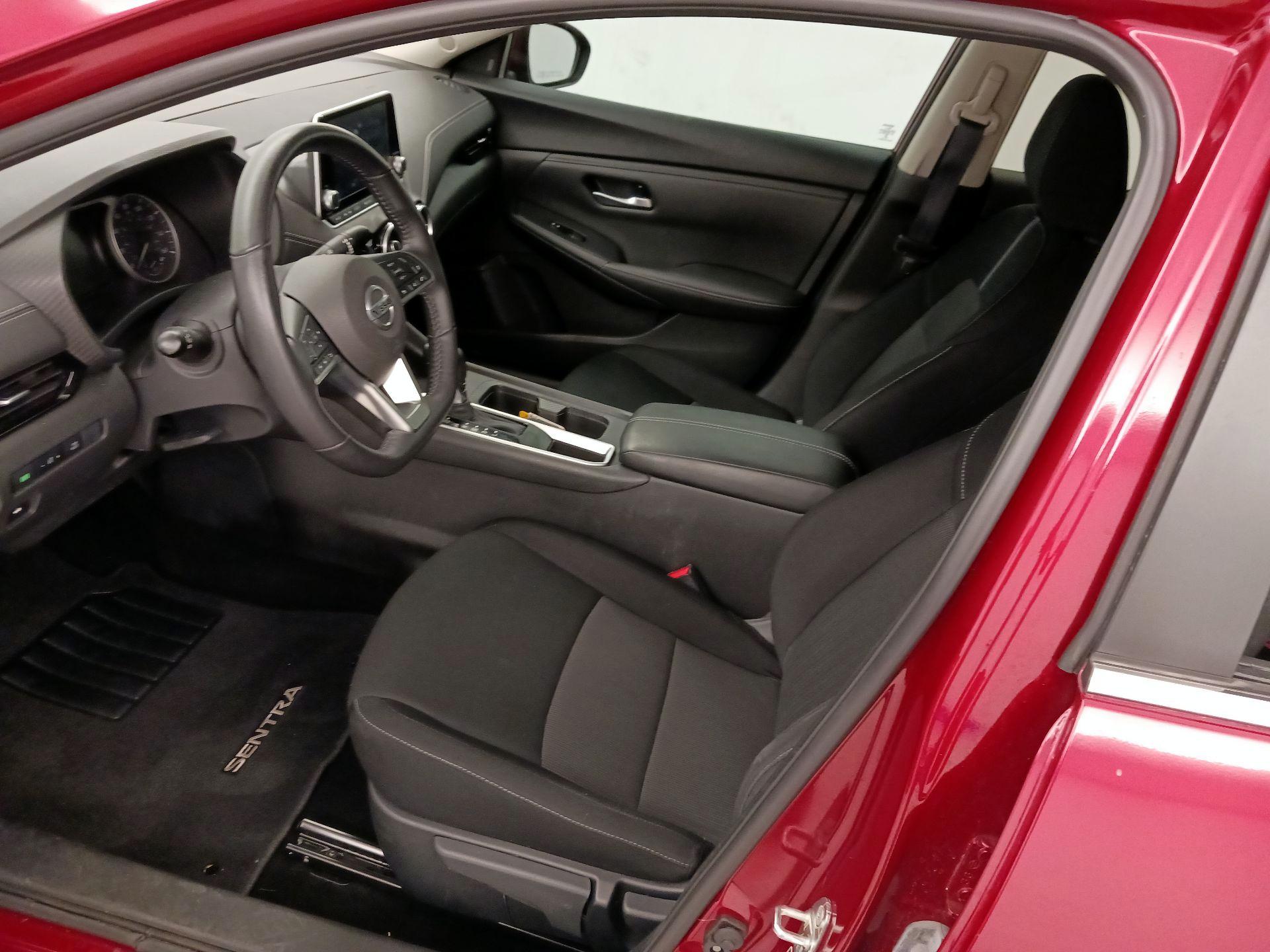 Thumbnail: 2023 Nissan Sentra - 11