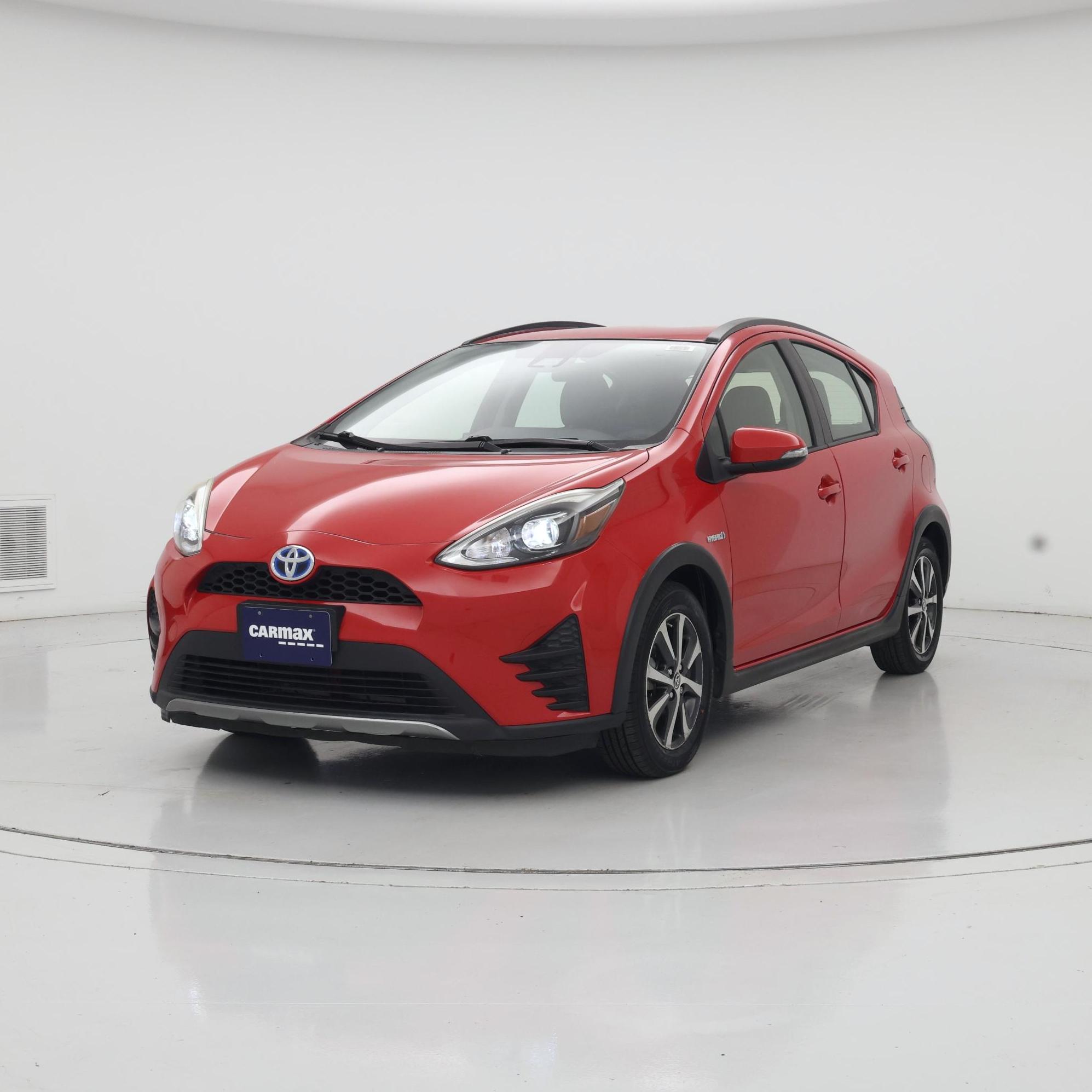 Thumbnail: 2019 Toyota Prius c - 4