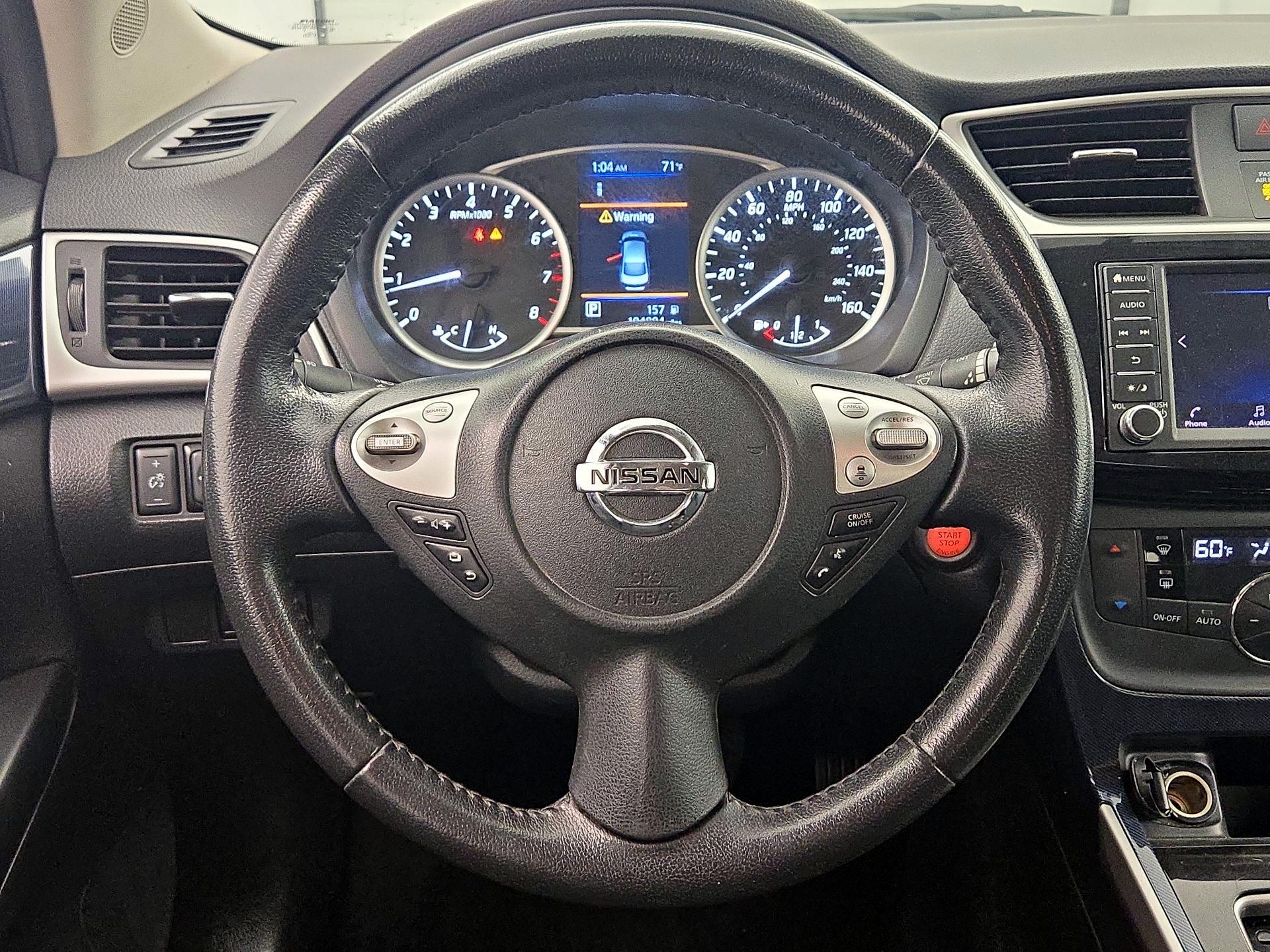 Thumbnail: 2019 Nissan Sentra - 10
