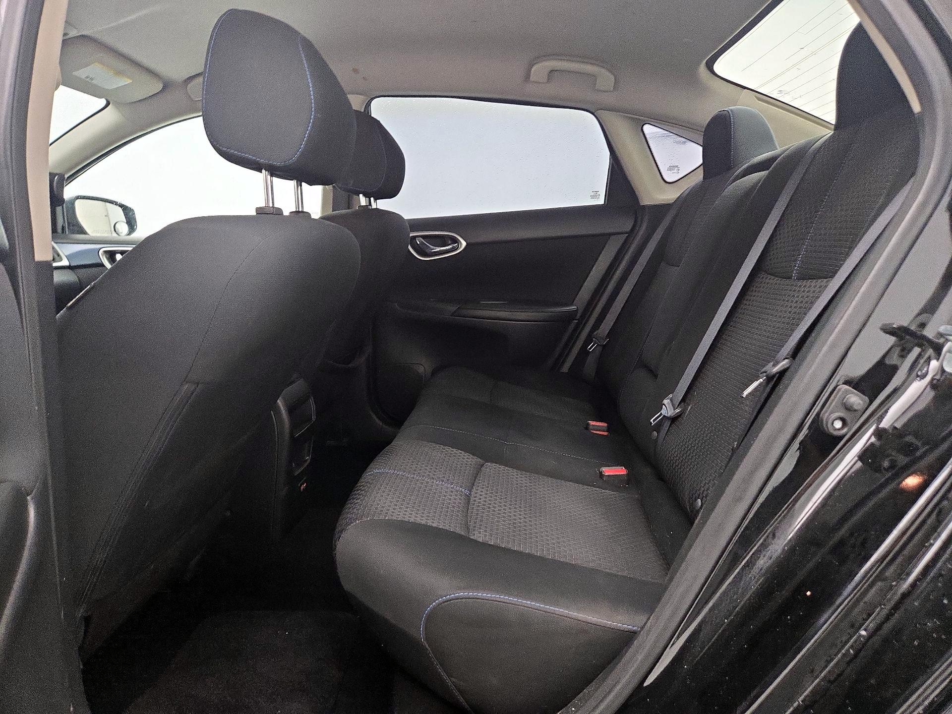 Thumbnail: 2019 Nissan Sentra - 19