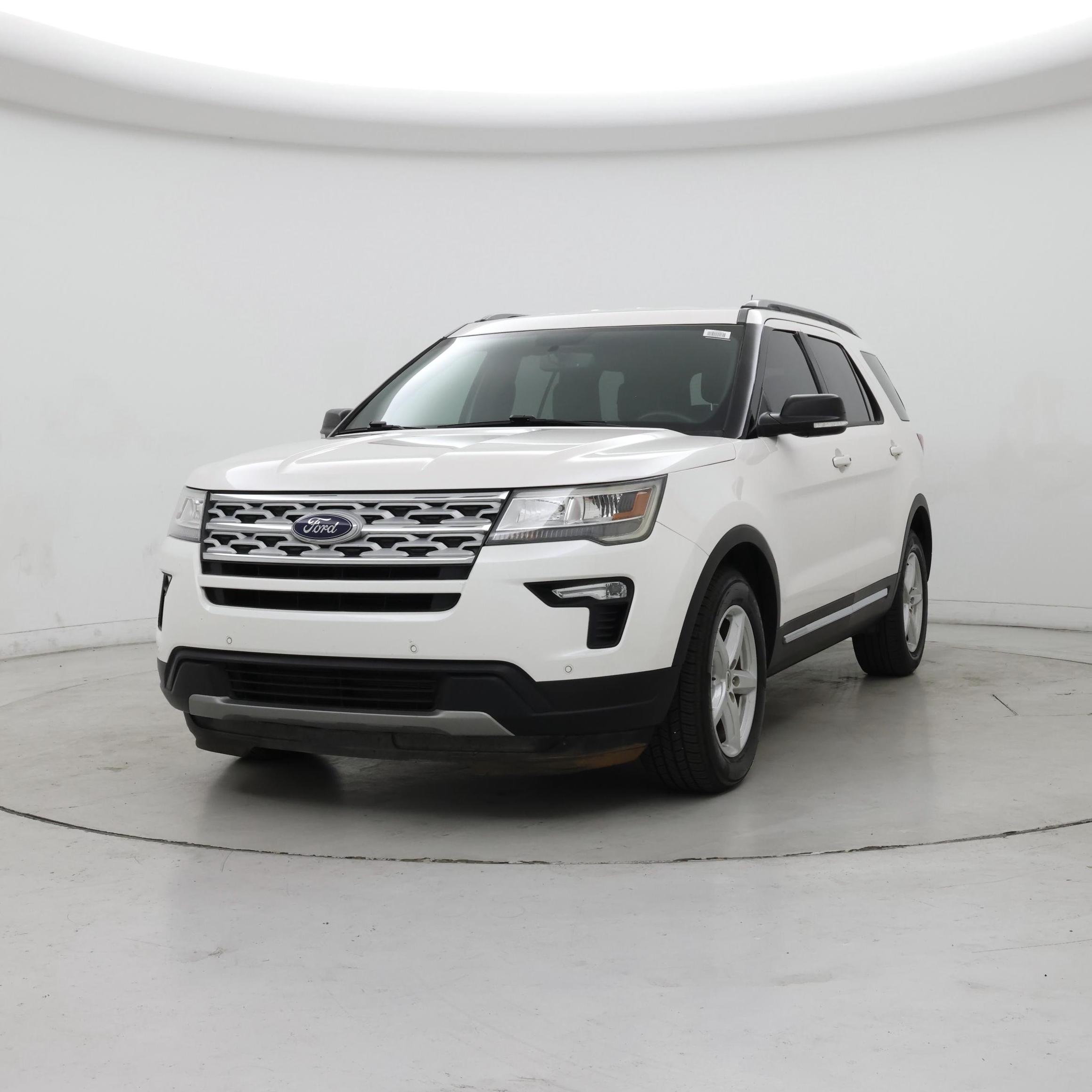 Thumbnail: 2019 Ford Explorer - 4