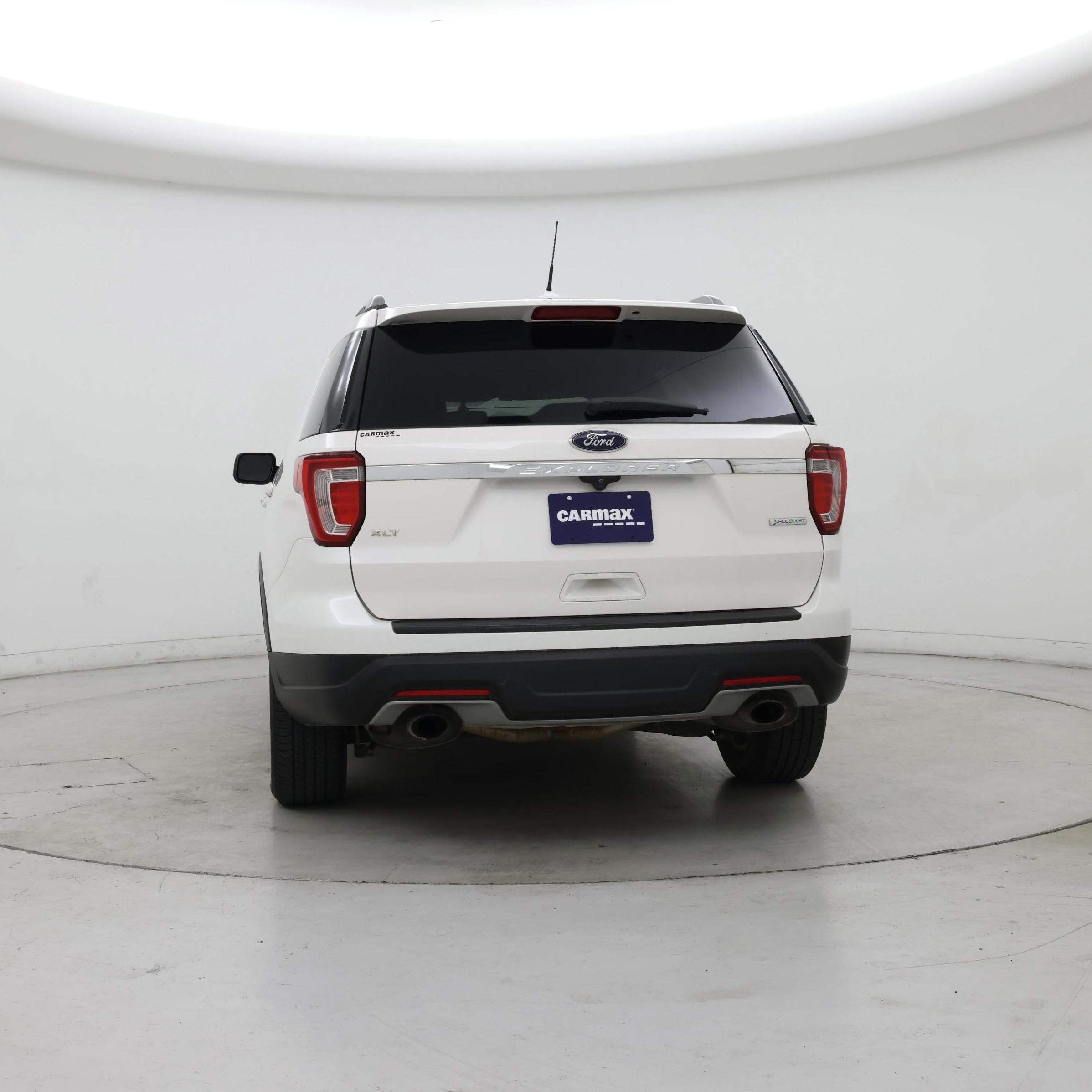 Thumbnail: 2019 Ford Explorer - 6