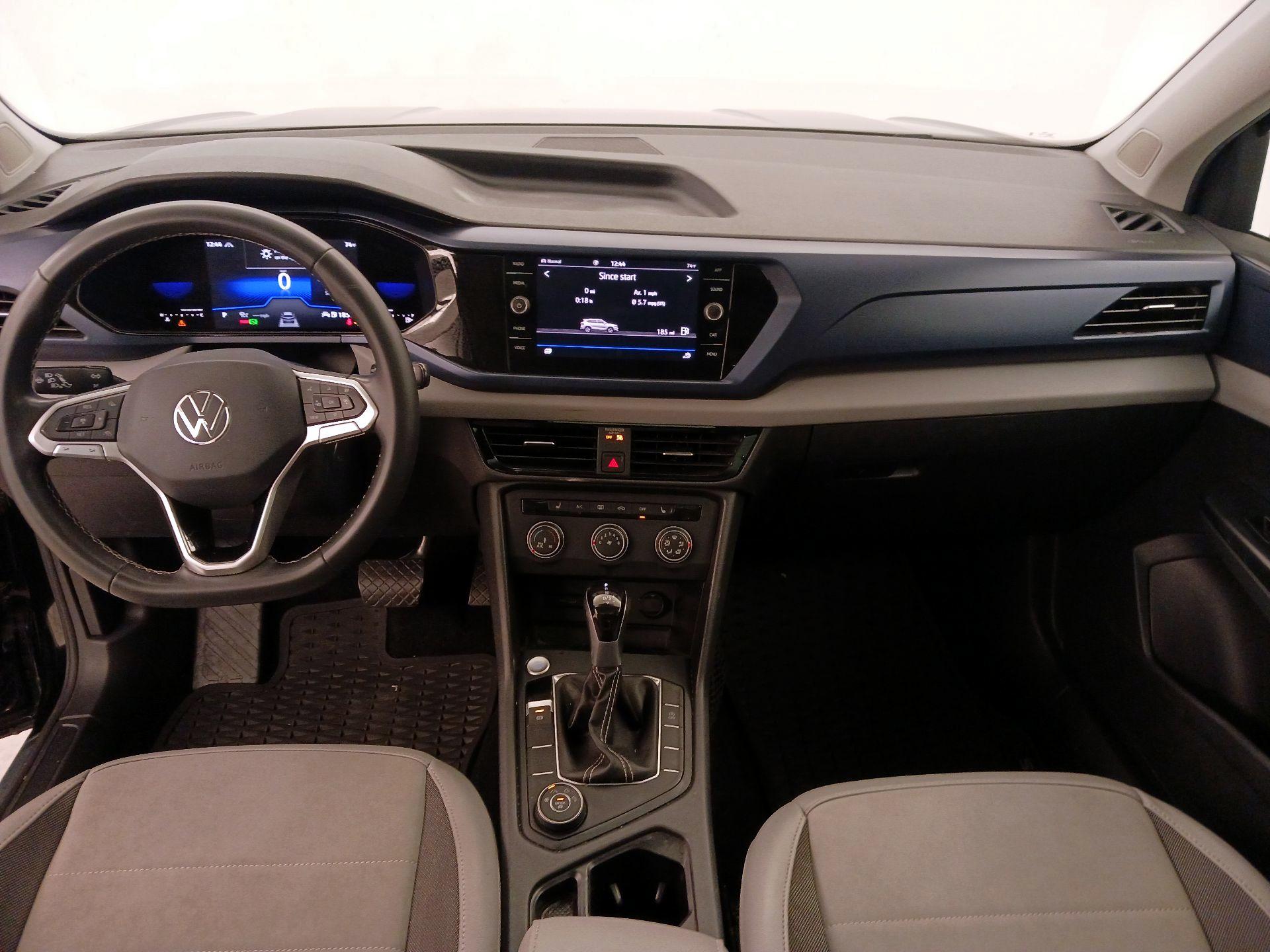 Thumbnail: 2022 Volkswagen Taos - 9