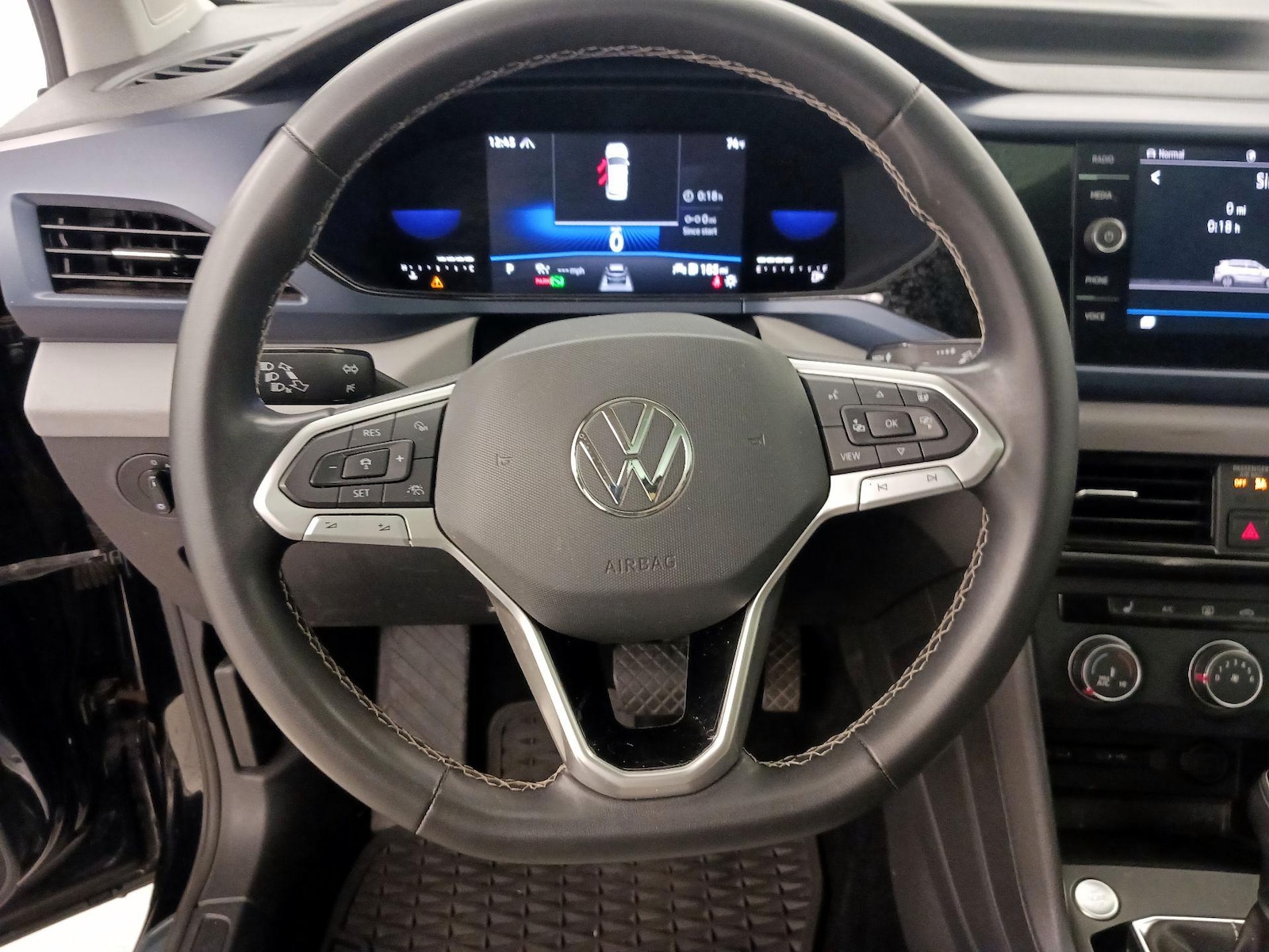2022 Volkswagen Taos SE - Photo 11