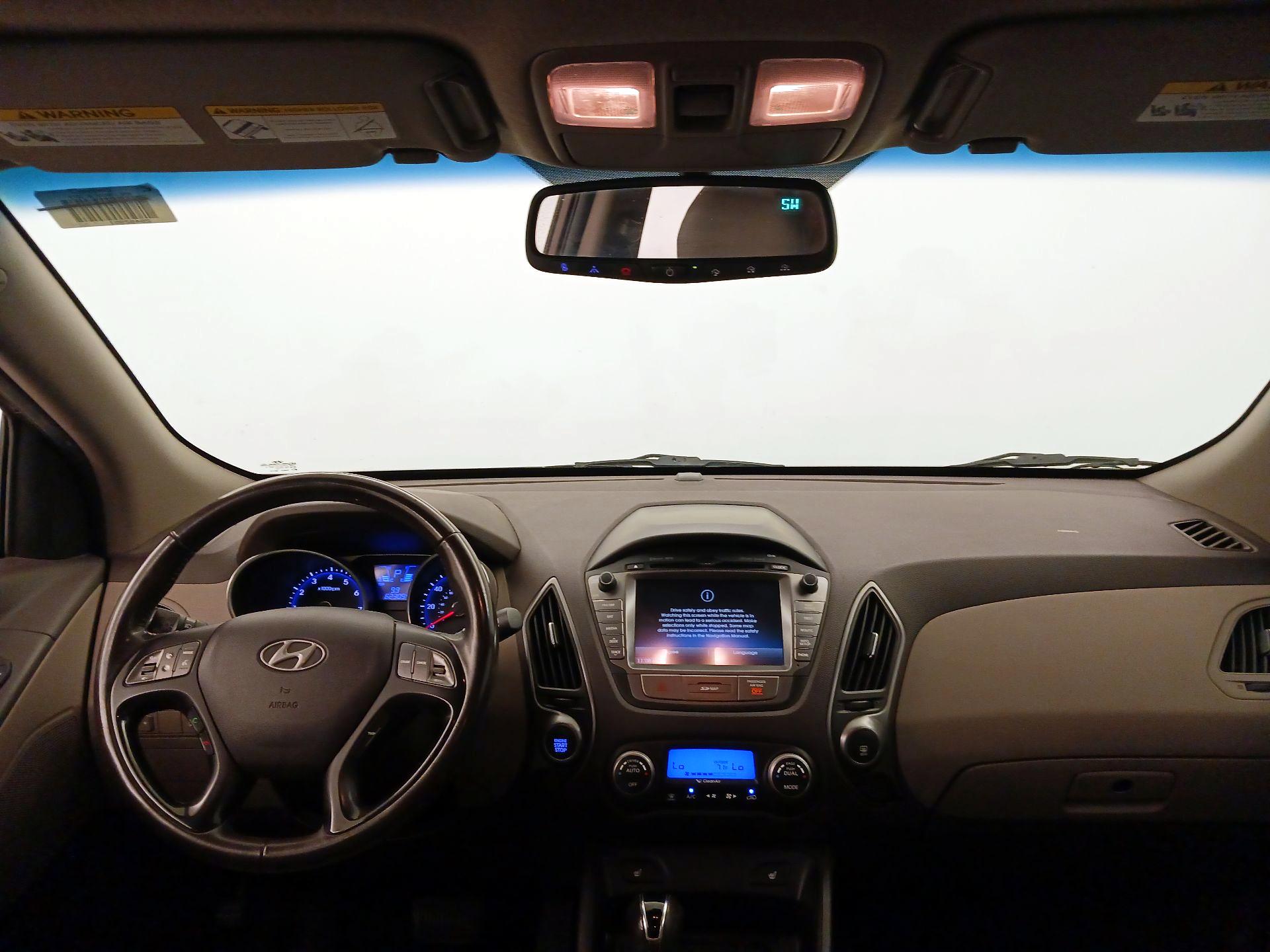 Thumbnail: 2014 Hyundai Tucson - 9