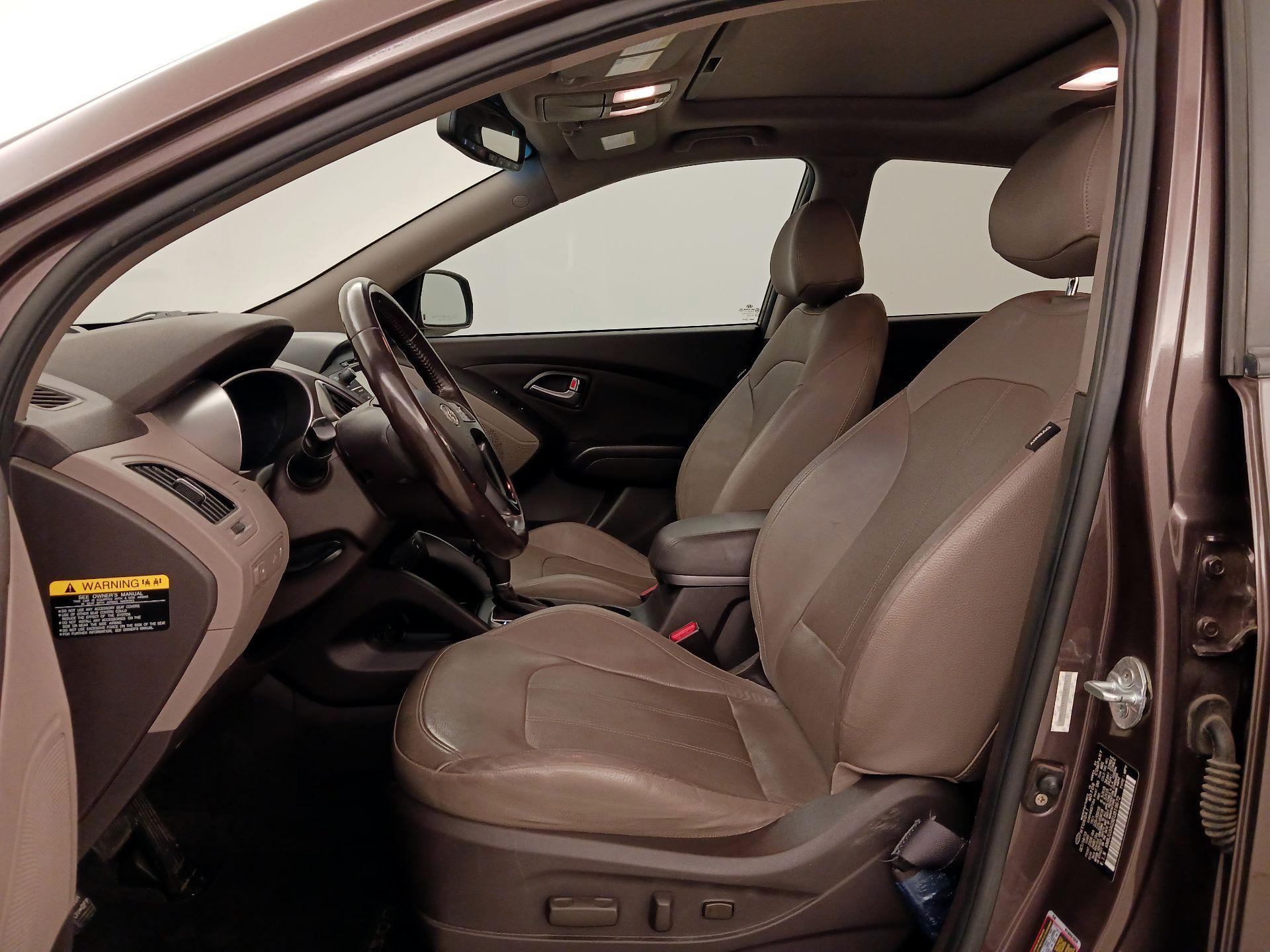 Thumbnail: 2014 Hyundai Tucson - 11