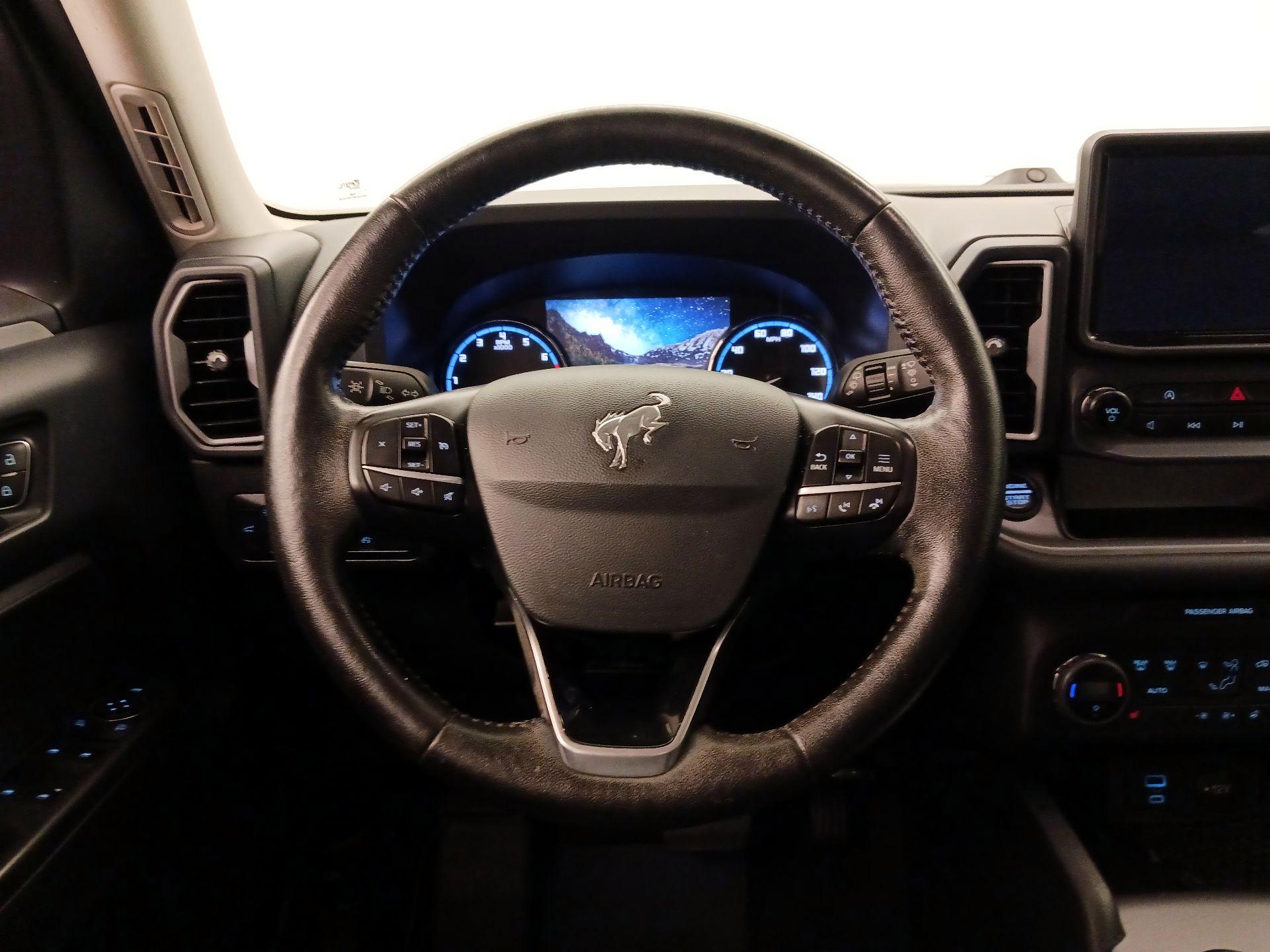 Thumbnail: 2021 Ford Bronco Sport - 10