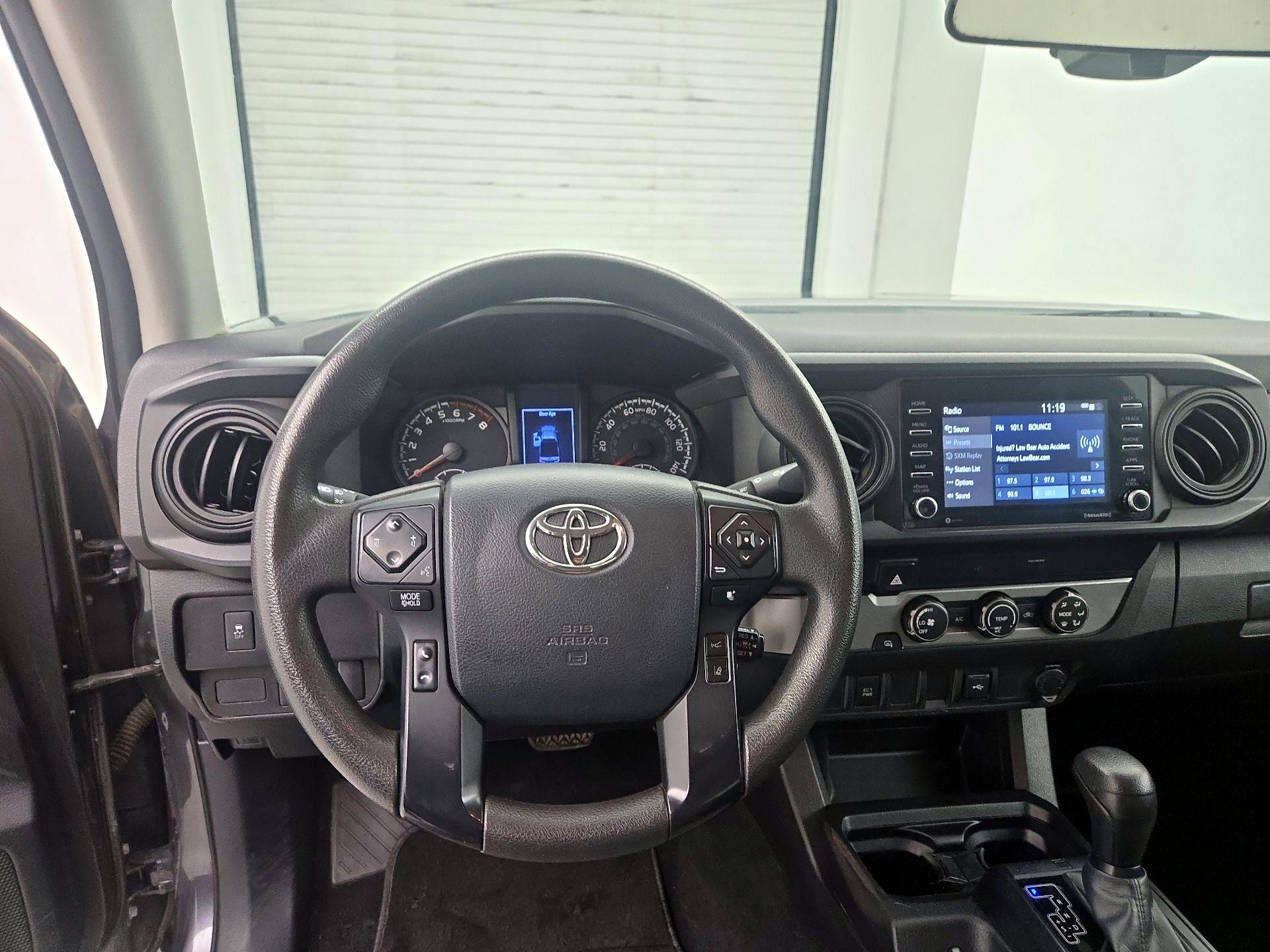 Thumbnail: 2020 Toyota Tacoma - 10