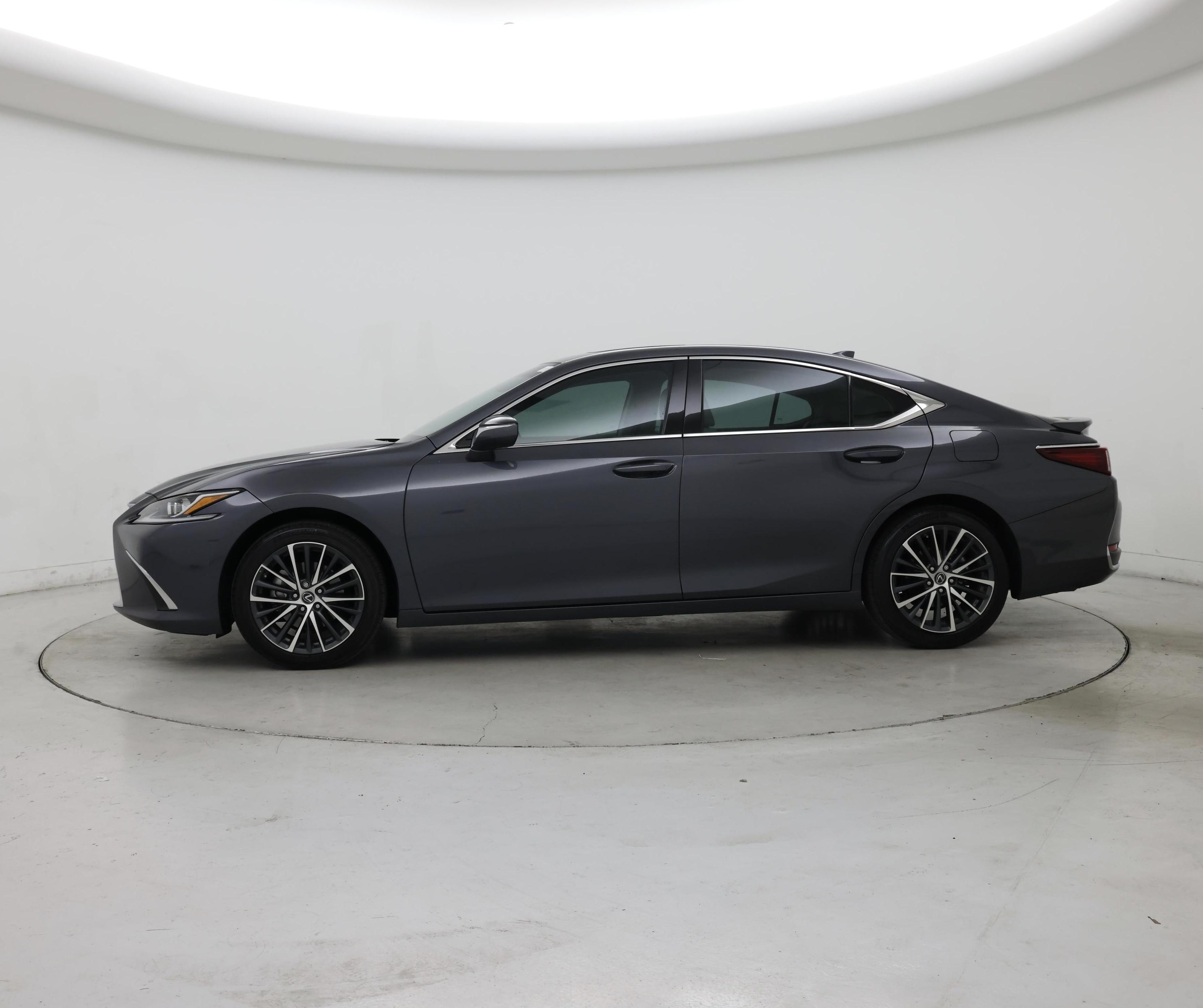 Thumbnail: 2025 Lexus ES - 3
