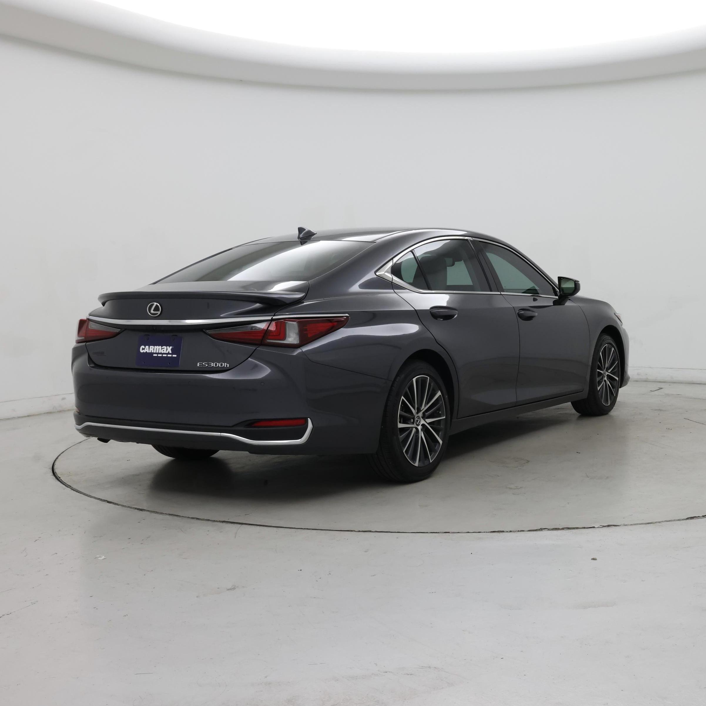 Thumbnail: 2025 Lexus ES - 8