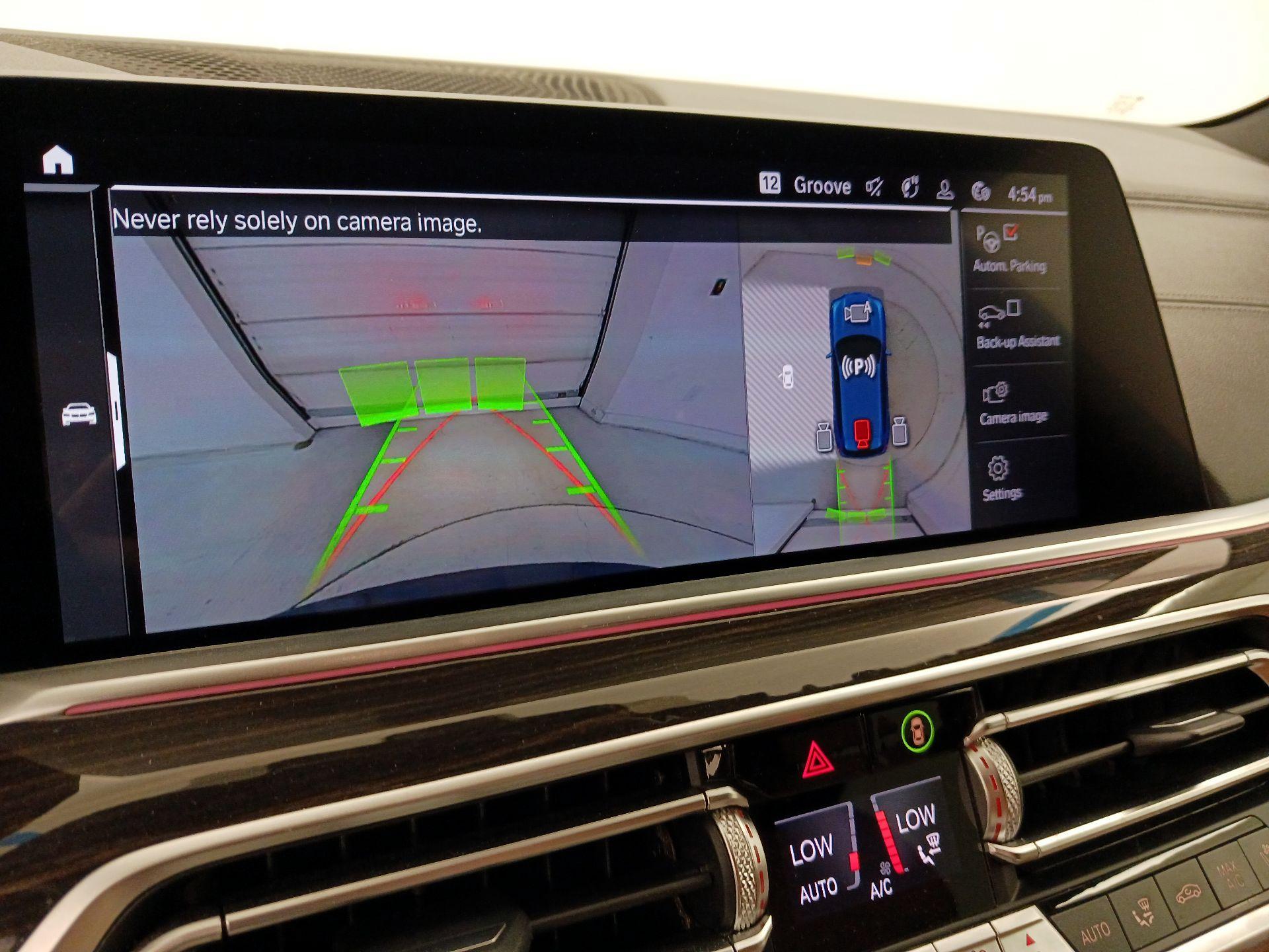 Thumbnail: 2021 BMW X5 - 15